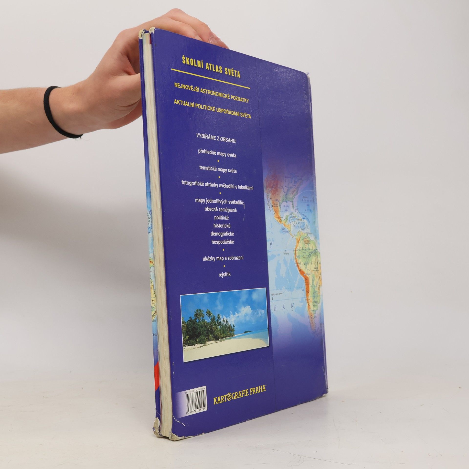 Various authors Školní atlas světa