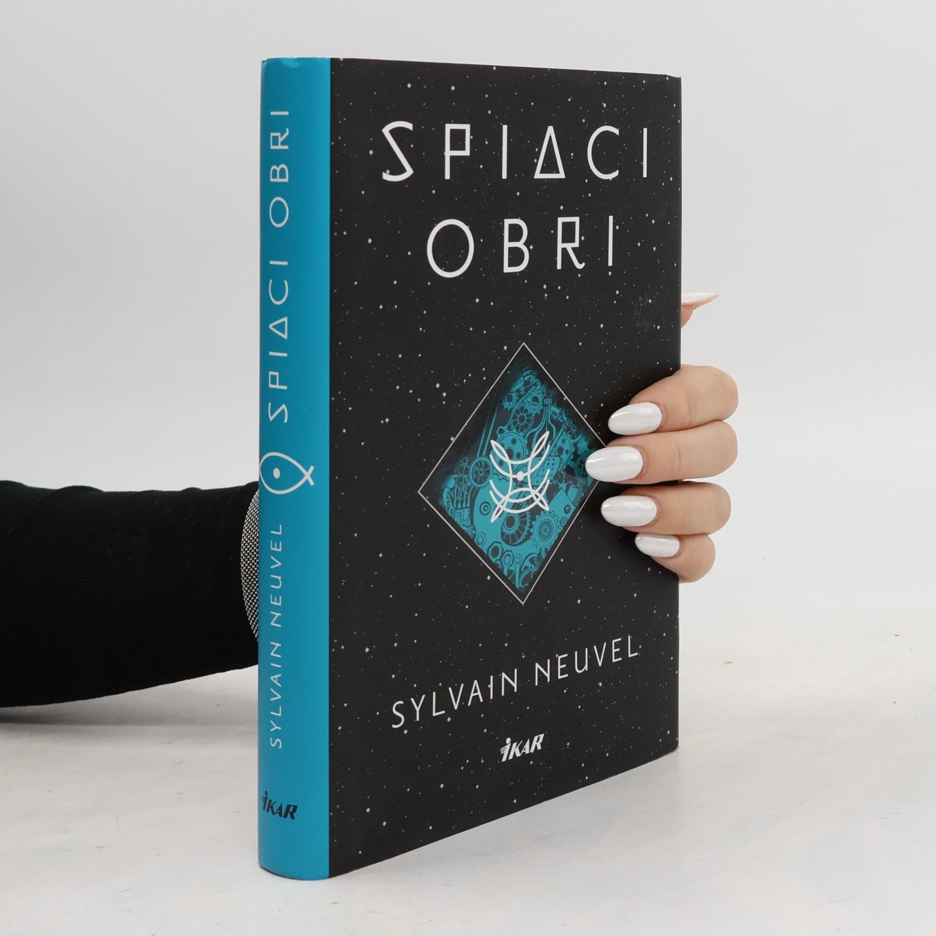 Sylvain Neuvel Spiaci obri