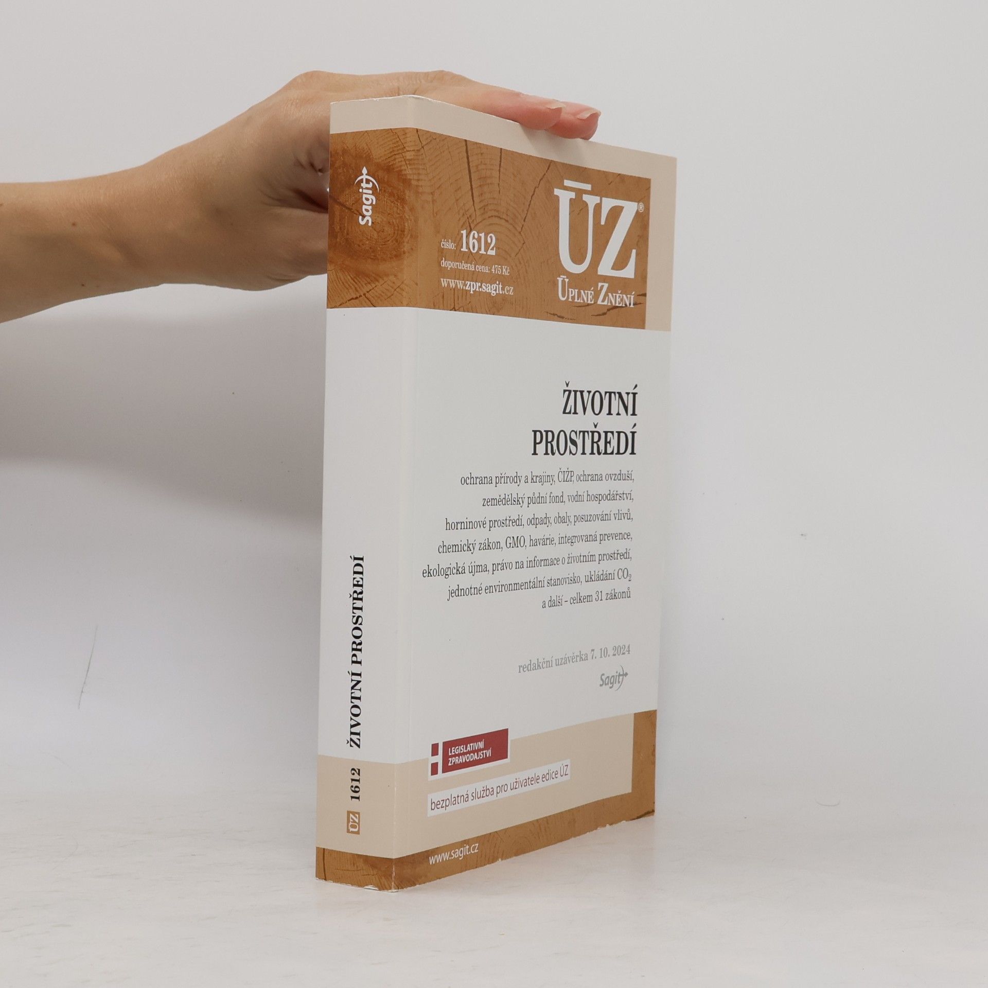Kolektiv autorů Úplné znění: Životní prostředí : ochrana přírody a krajiny, ČIŽP, ochrana ovzduší, zemědělský půdní fond, vodní hospodářství, horninové prostředí, odpady, obaly, posuzování vlivů, chemický zákon, GMO, havárie, integrovaná prevence, ekologická újma, právo na informace o životním prostředí, jednotné environmentální stanovisko, ukládání CO₂ a další - celkem 31 zákonů : redakční uzávěrka 7.10.2024