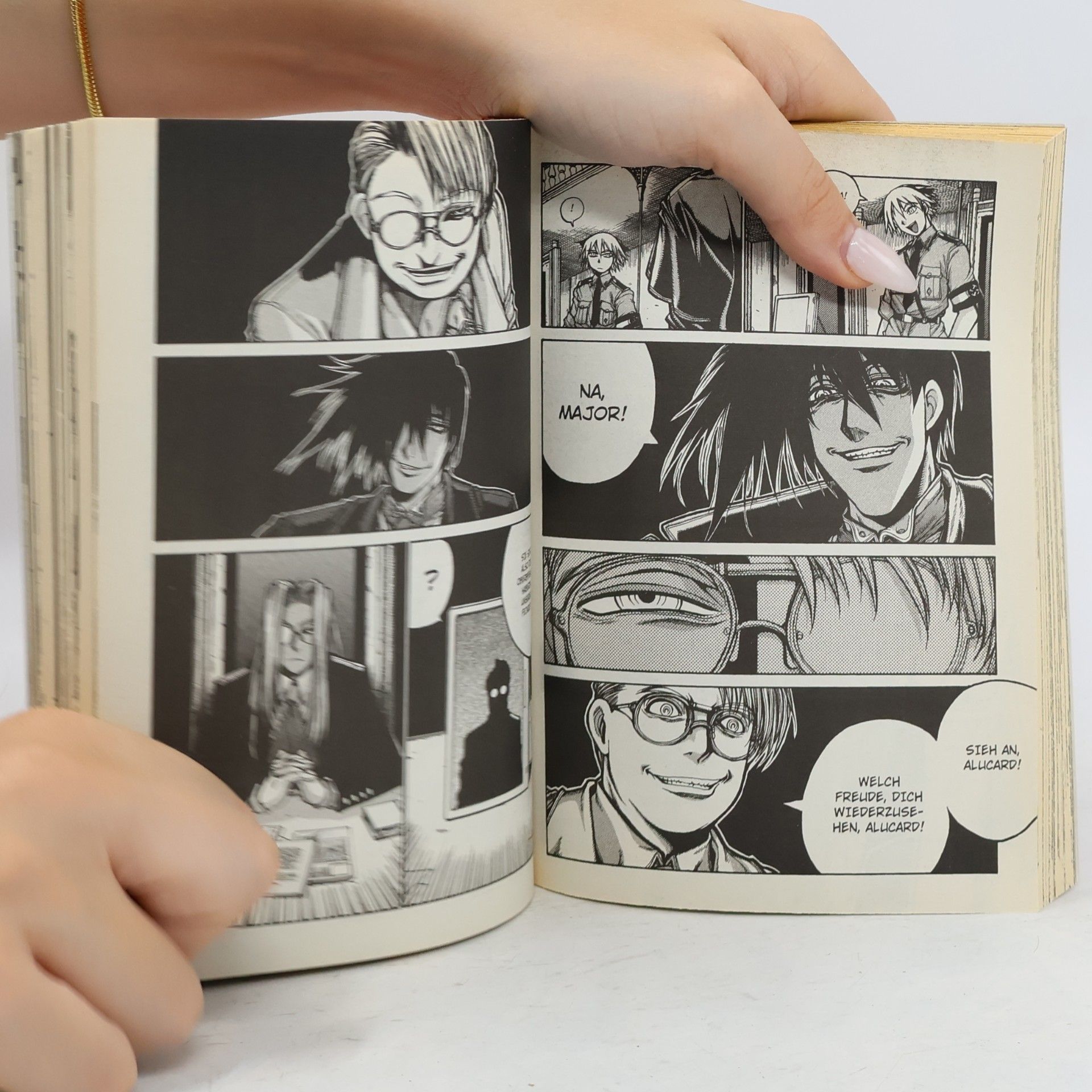 Kotha Hirano Hellsing 4