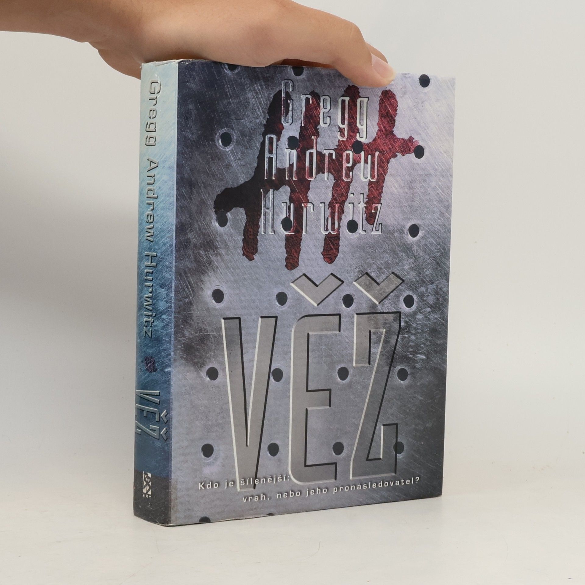 Gregg Hurwitz Věž