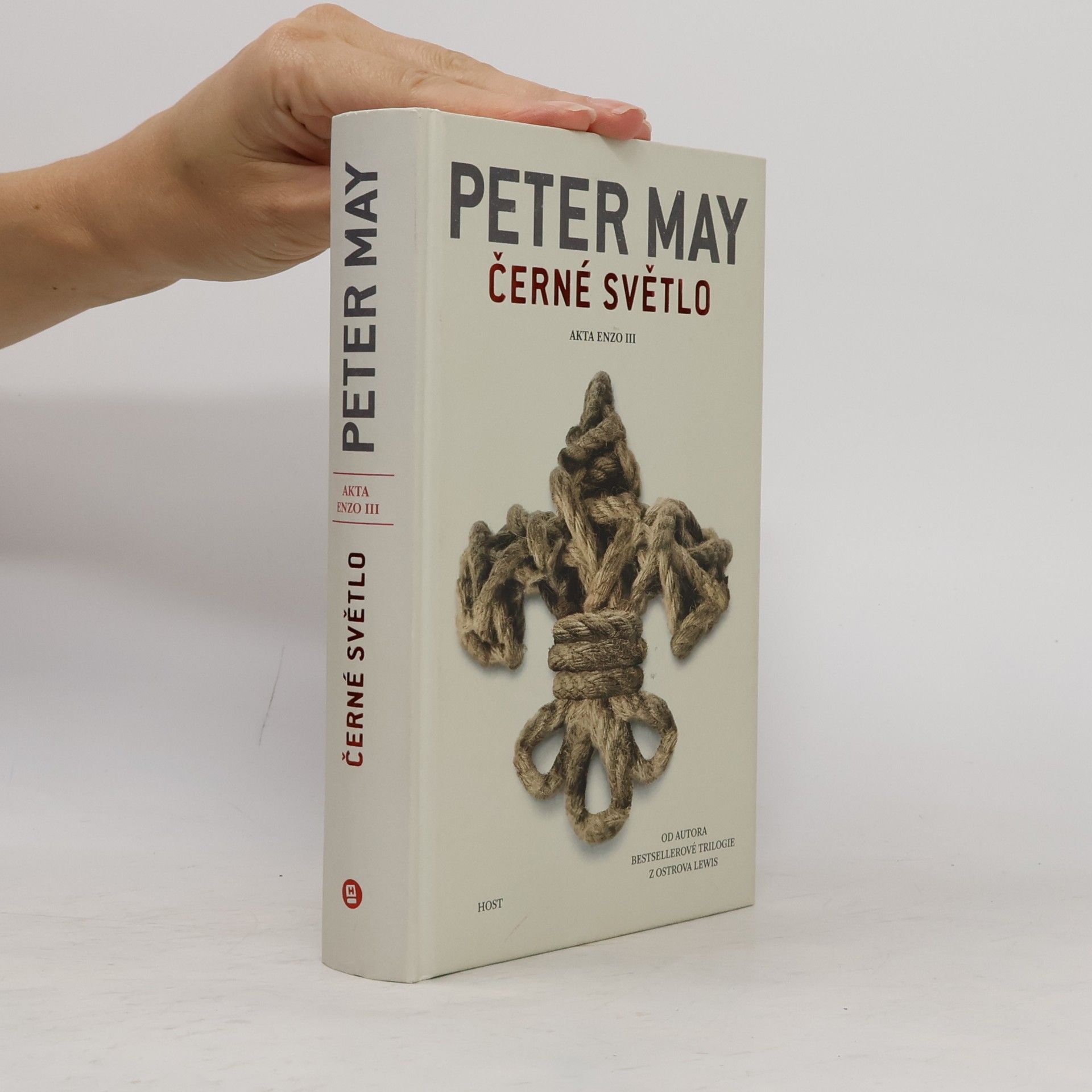 Peter May Černé světlo