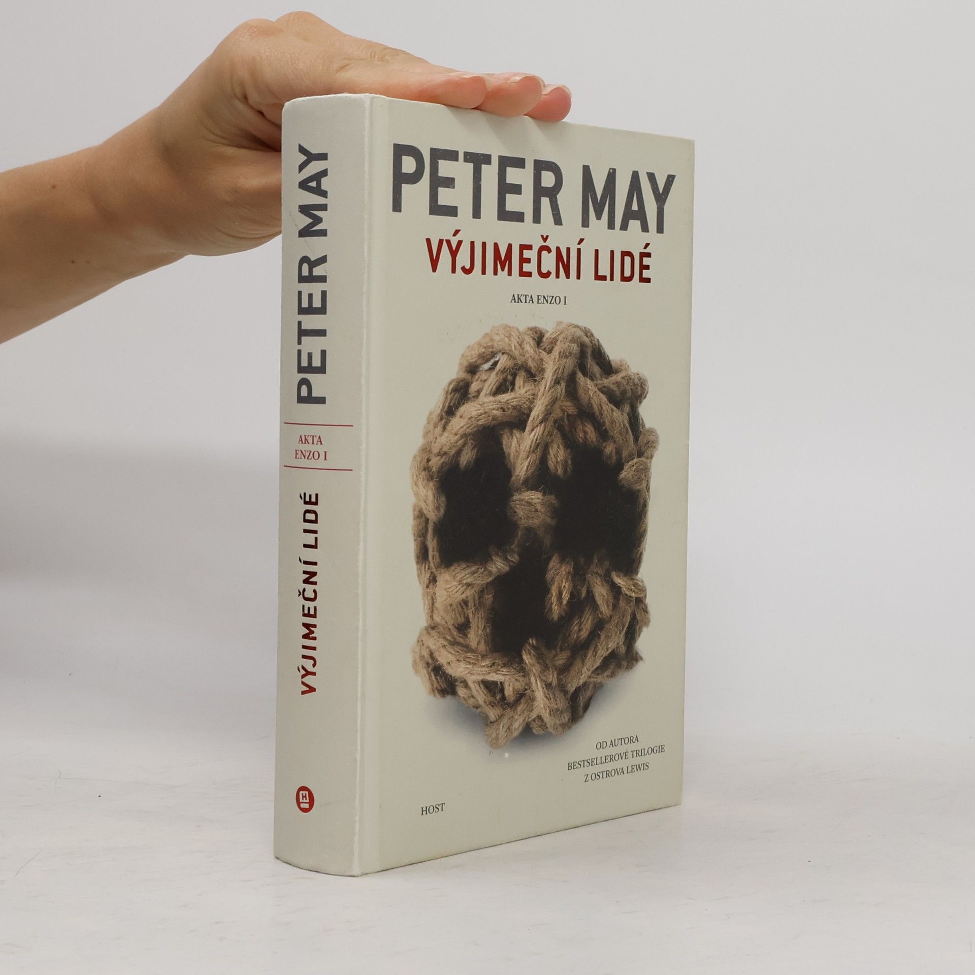 Peter May Výjimeční lidé. Akta Enzo I