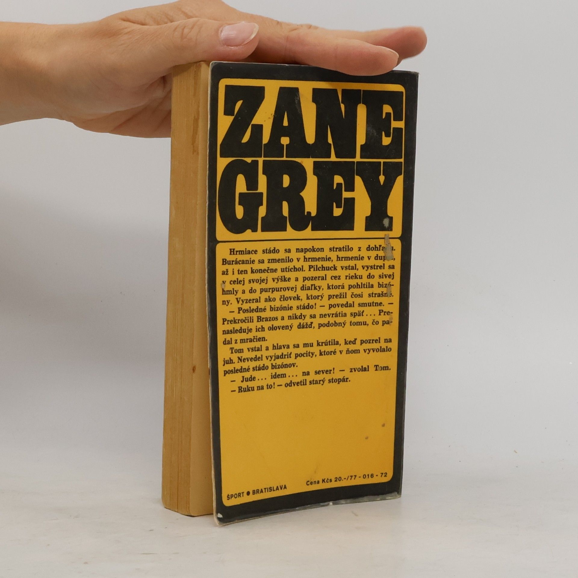 Zane Grey Hrmiace stádo