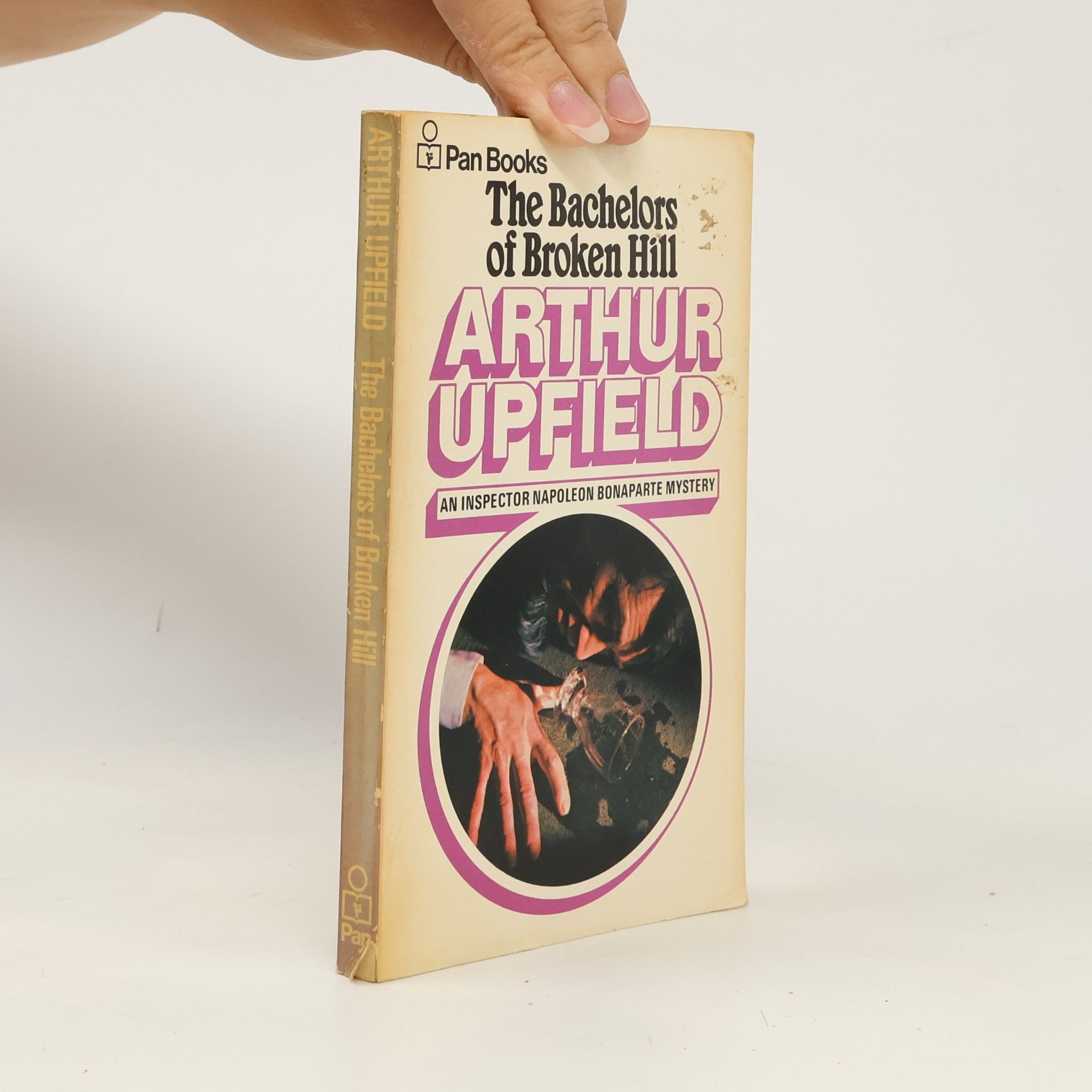 Arthur Upfield Inspector Napoleon Bonaparte Mystery: The Bachelors of Broken Hill