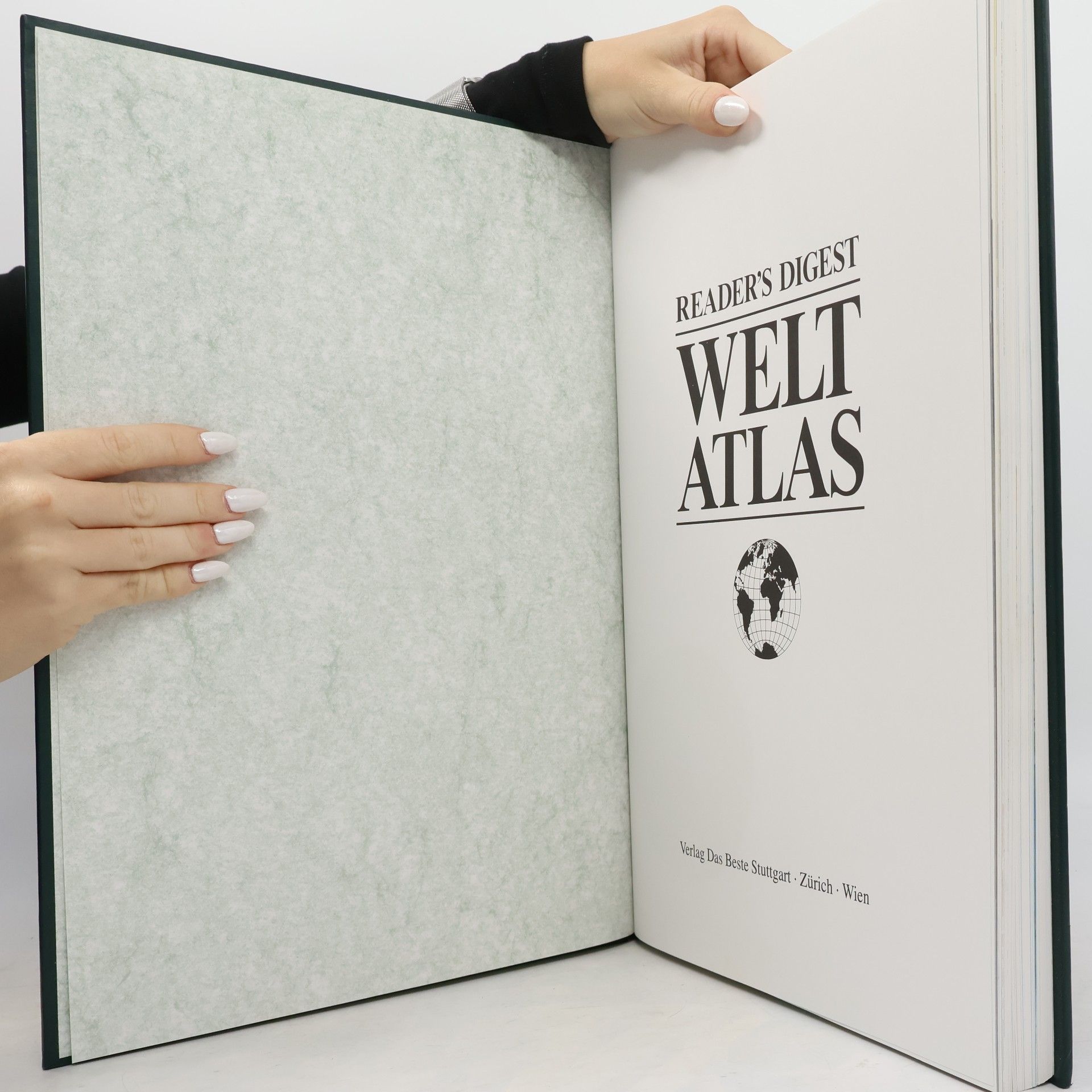 Kolektiv autorů Readers Digest Welt Atlas