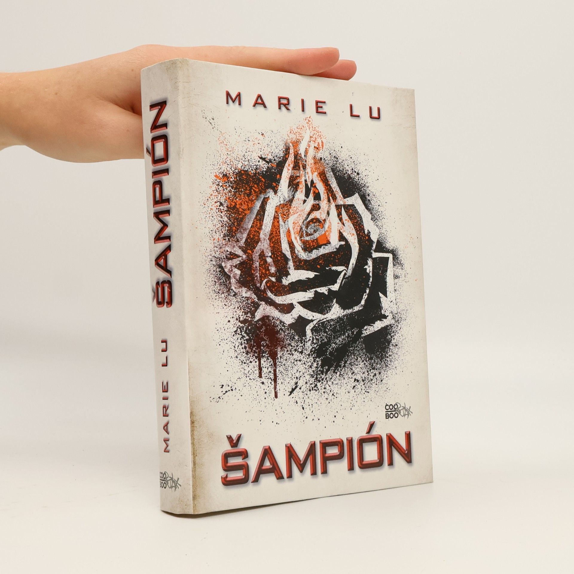 Marie Lu Šampión