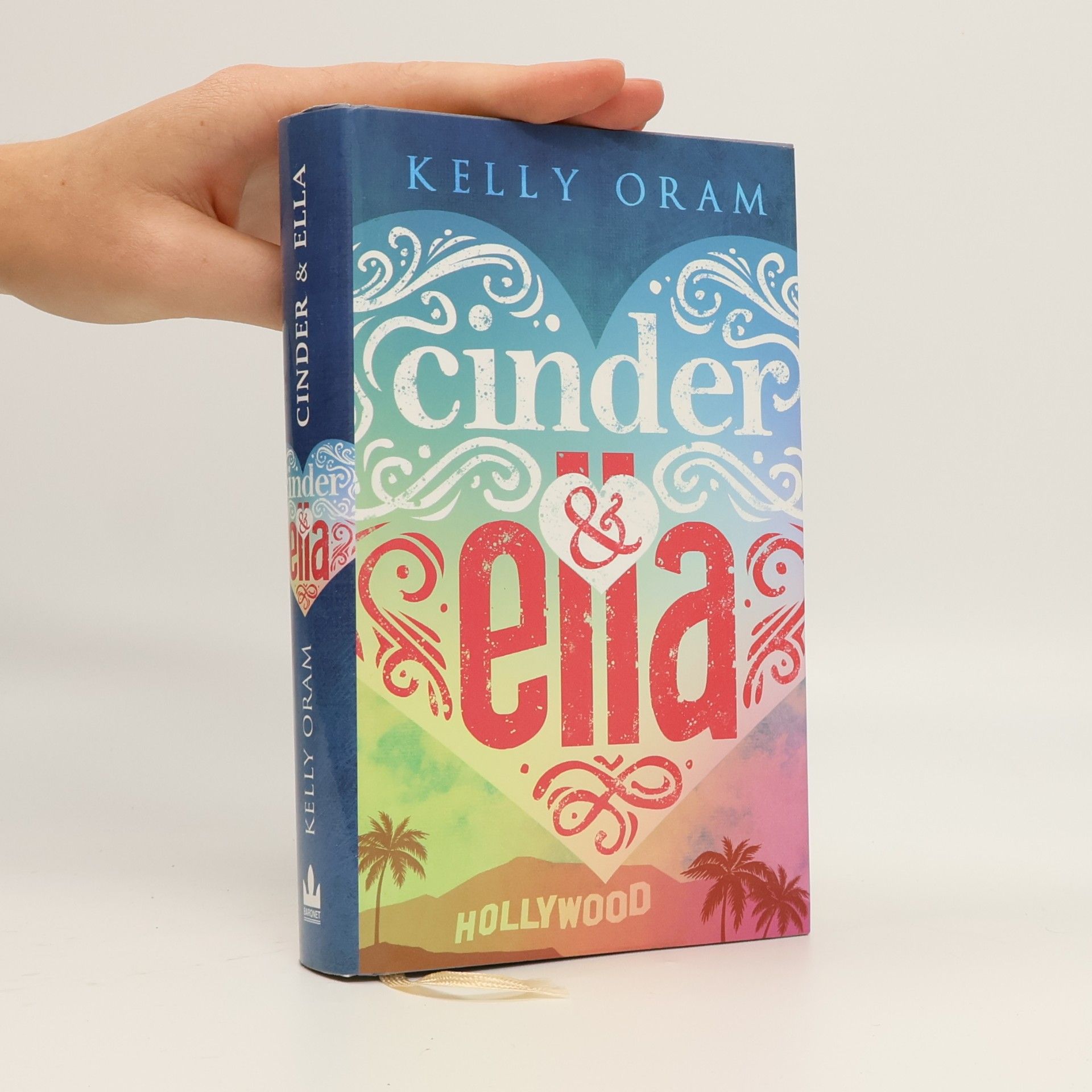 Kelly Oram Cinder & Ella