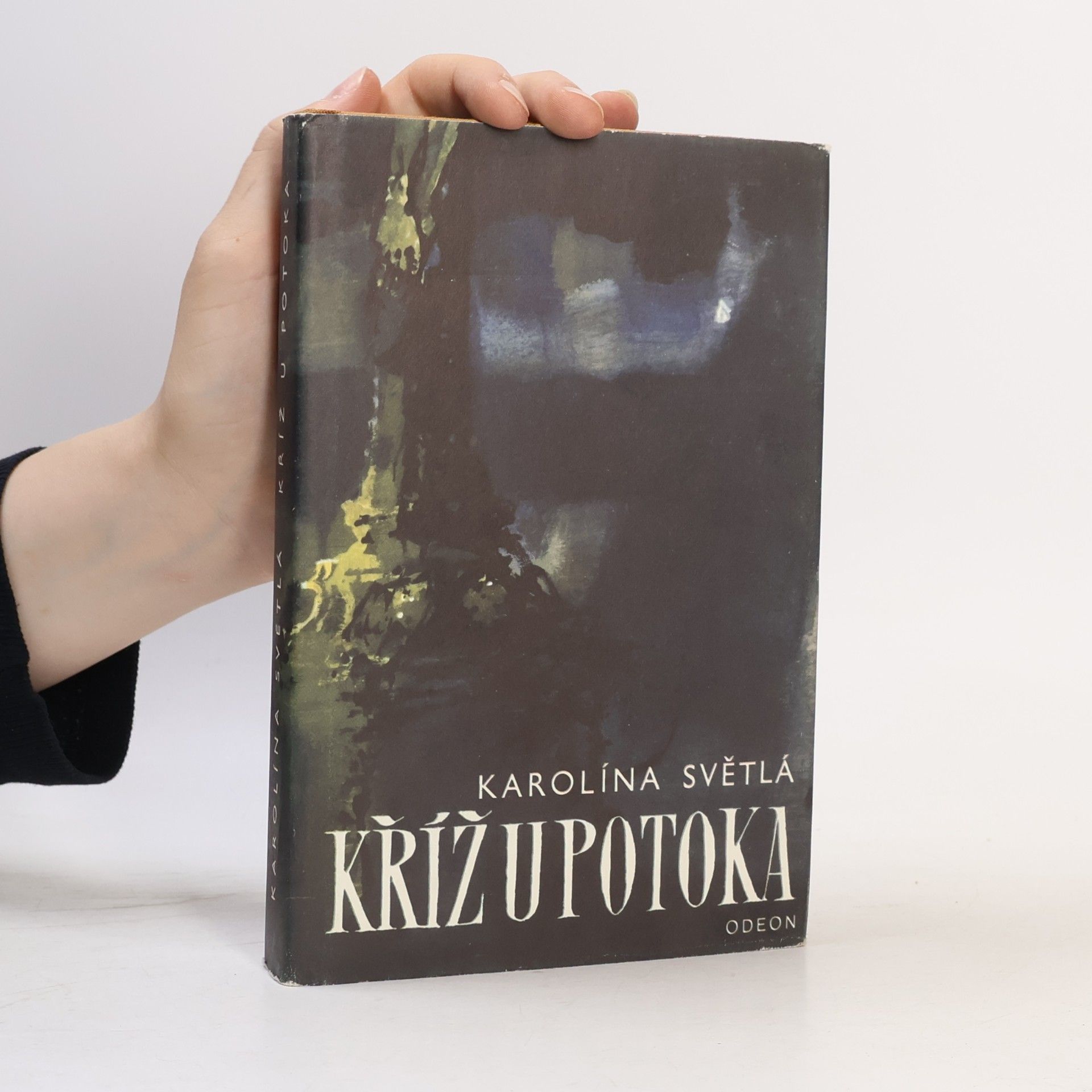 Kříž u potoka