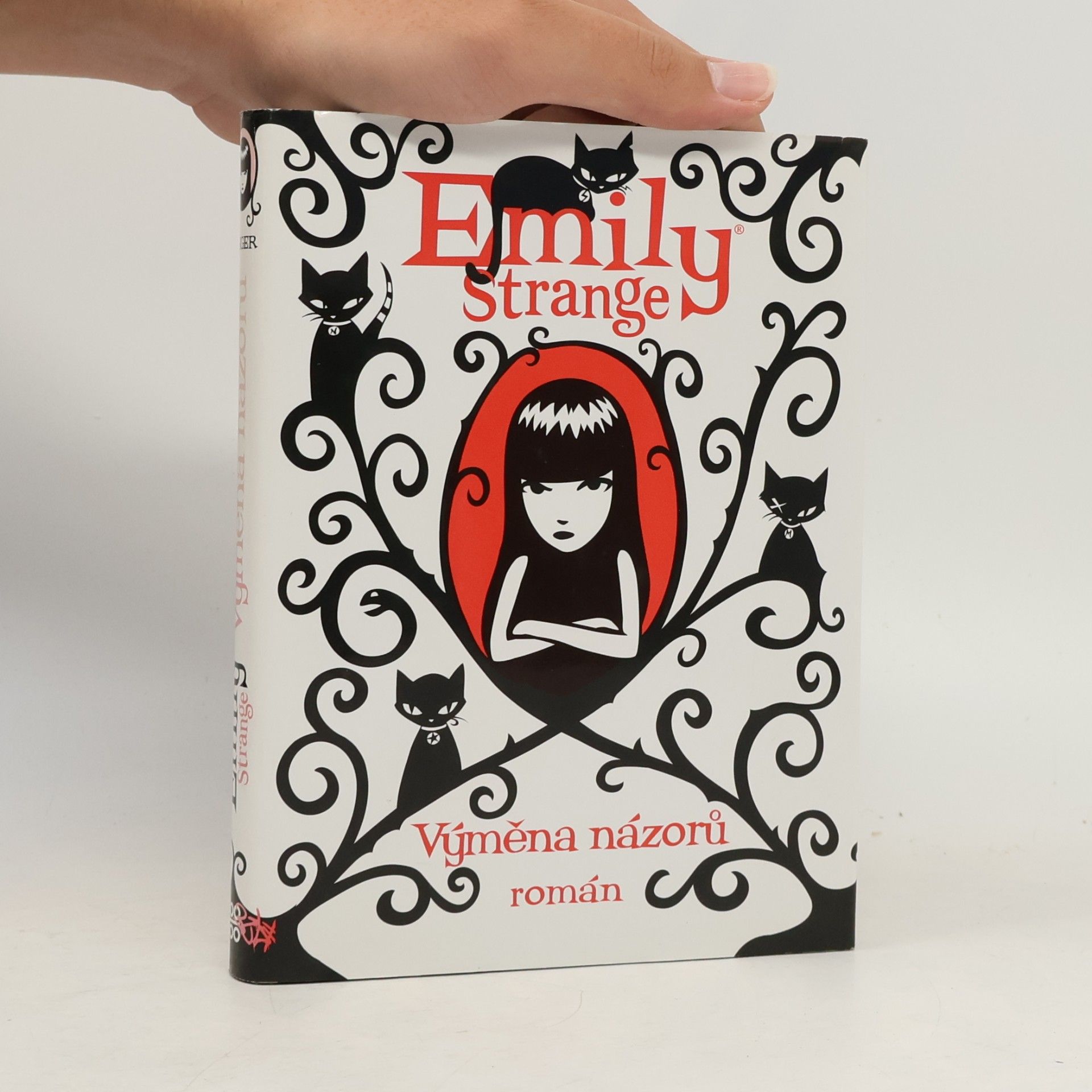 Robert Reger Emily Strange. Výměna názorů