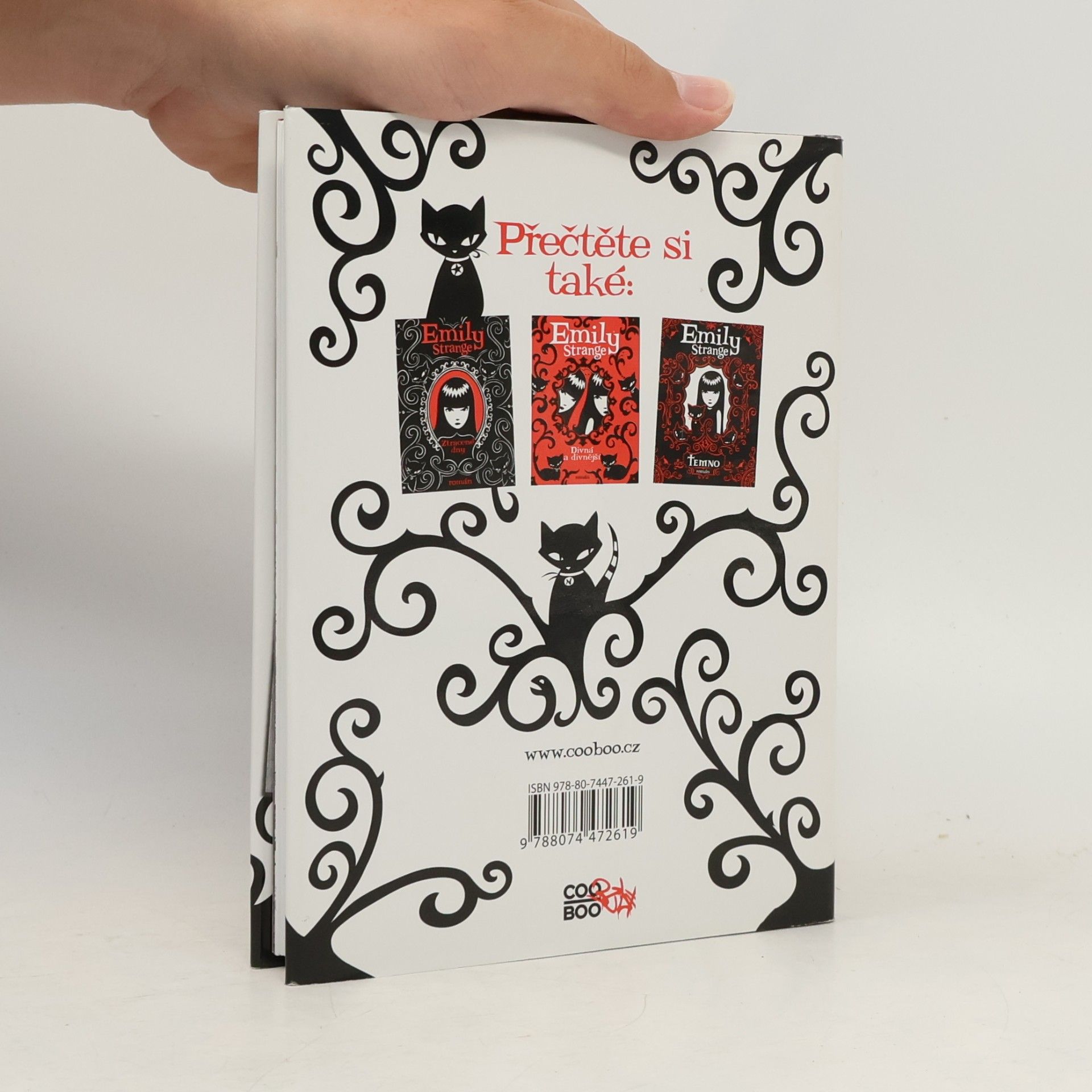 Robert Reger Emily Strange. Výměna názorů