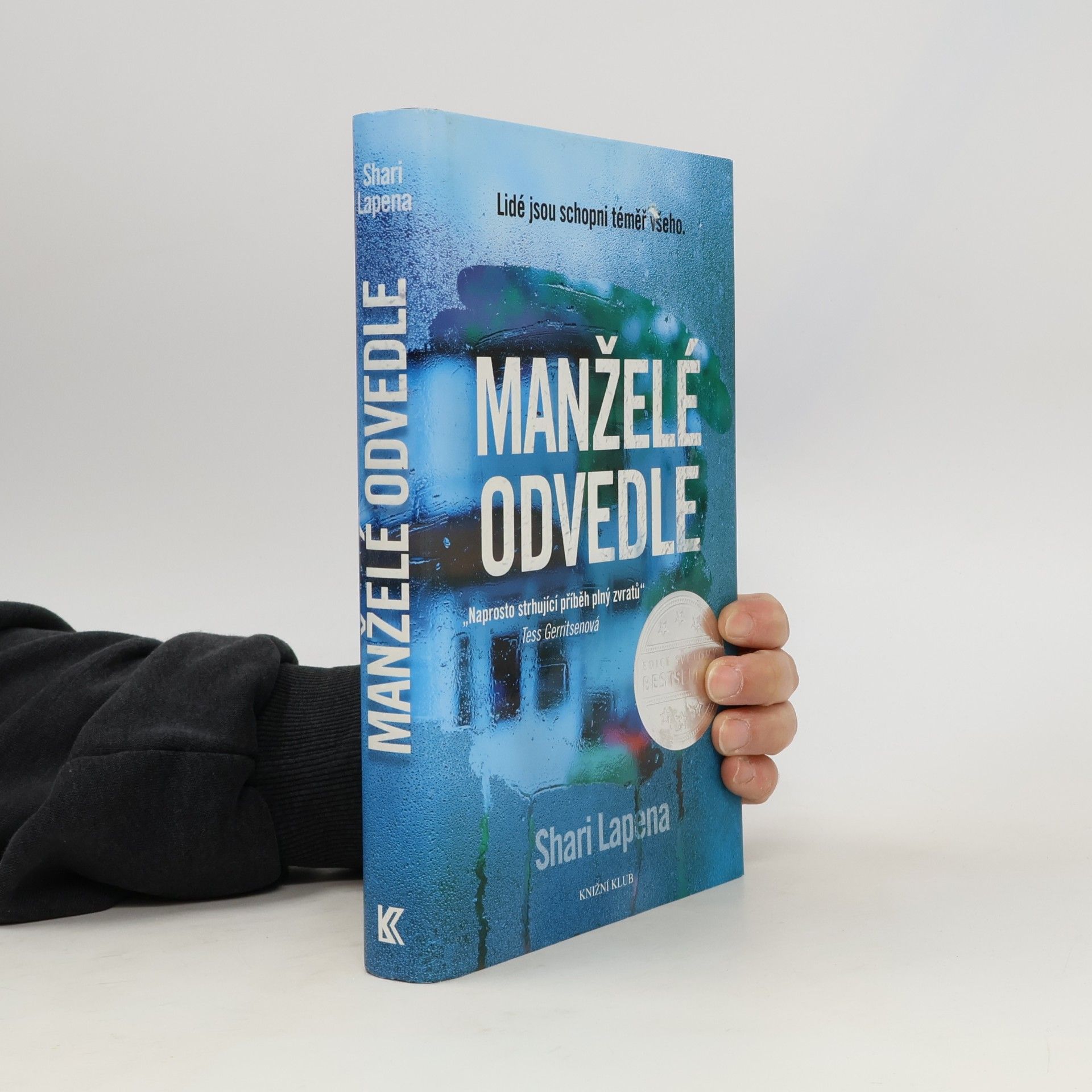 Shari Lapena Manželé odvedle