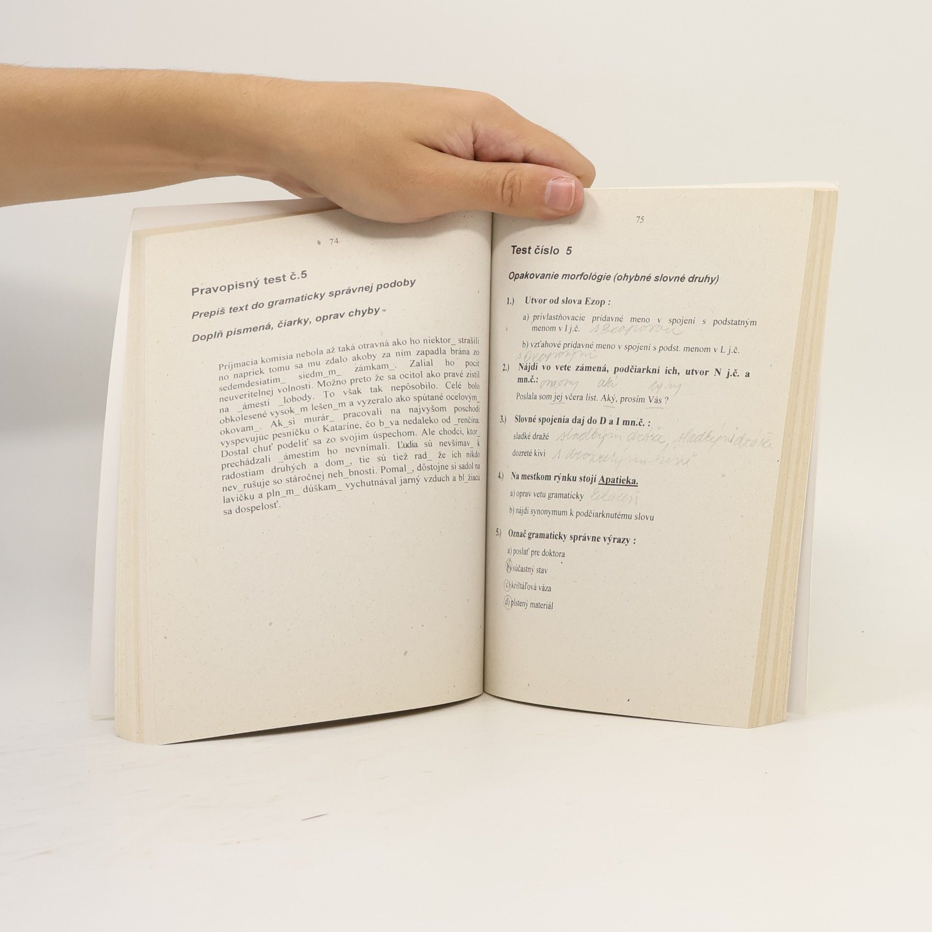 Ľubica Hybenová Zbierka testov zo slovenského jazyka a literatúry pre prijímacie pohovory