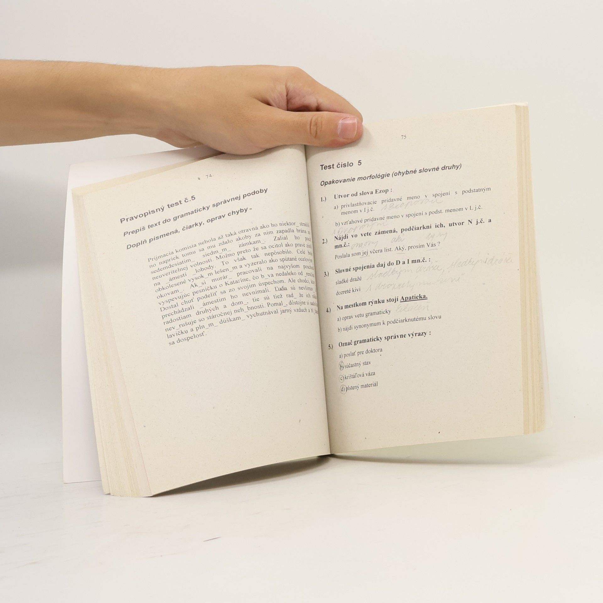 Ľubica Hybenová Zbierka testov zo slovenského jazyka a literatúry pre prijímacie pohovory