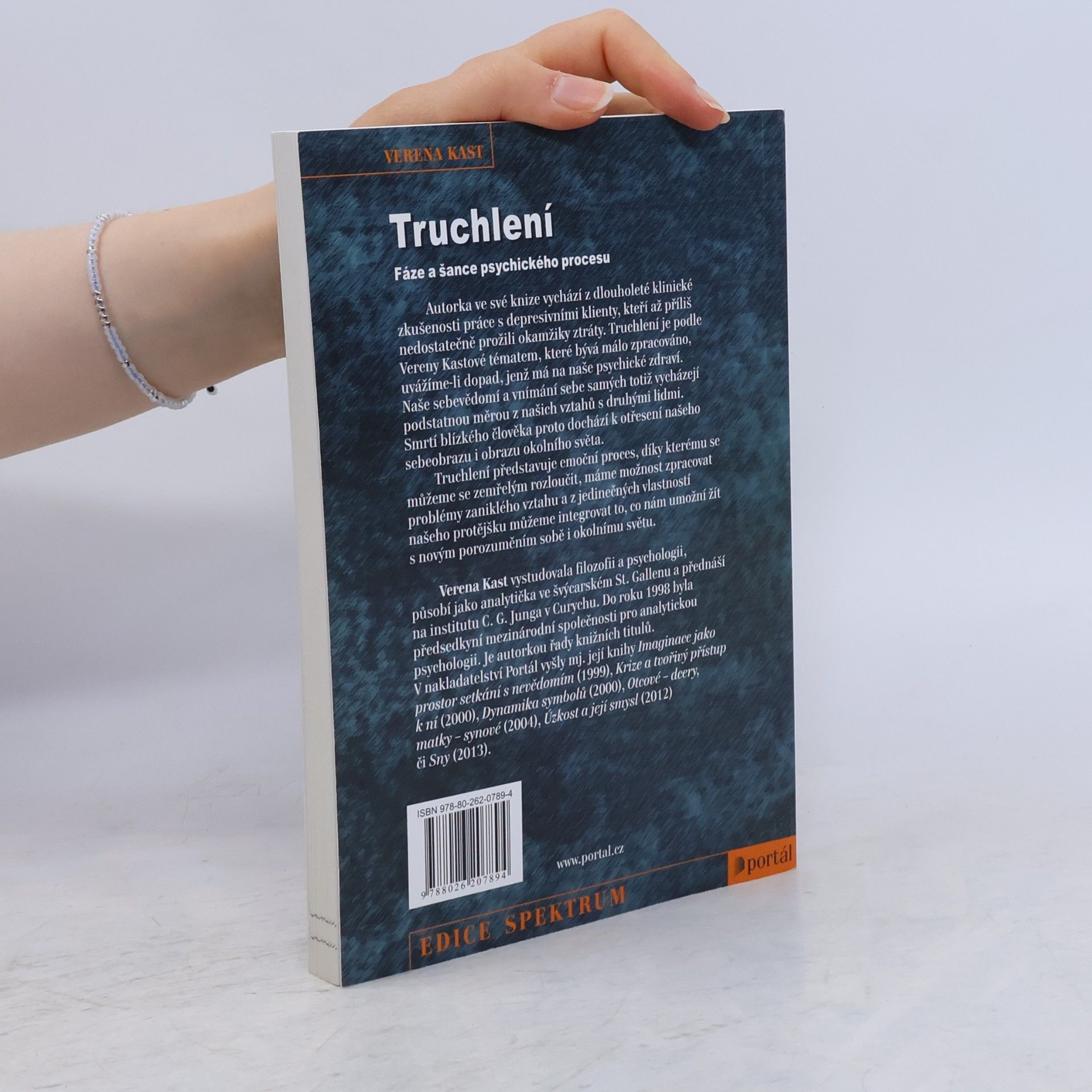 Verena Kast Truchlení. Fáze a šance psychického procesu