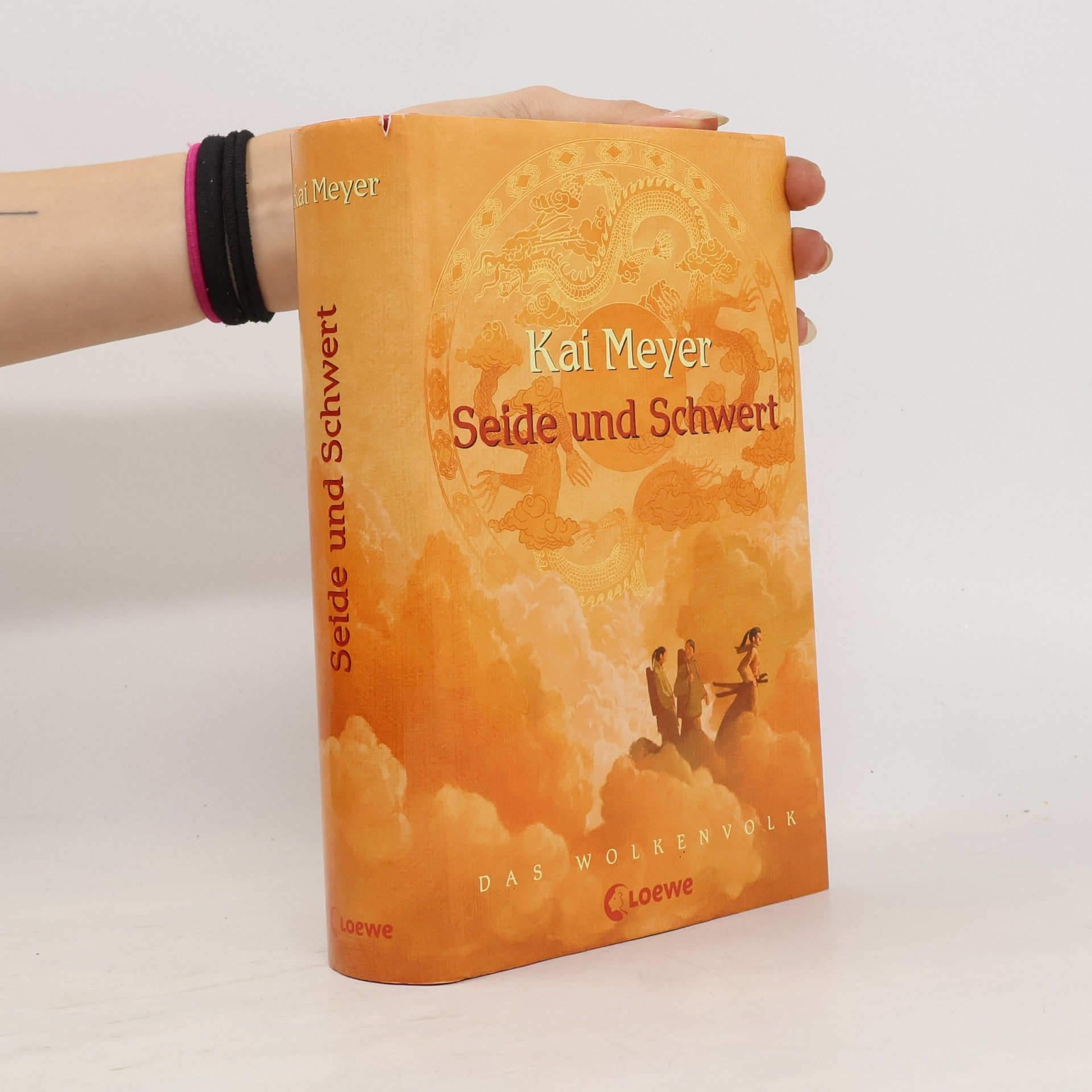 Seide und Schwert