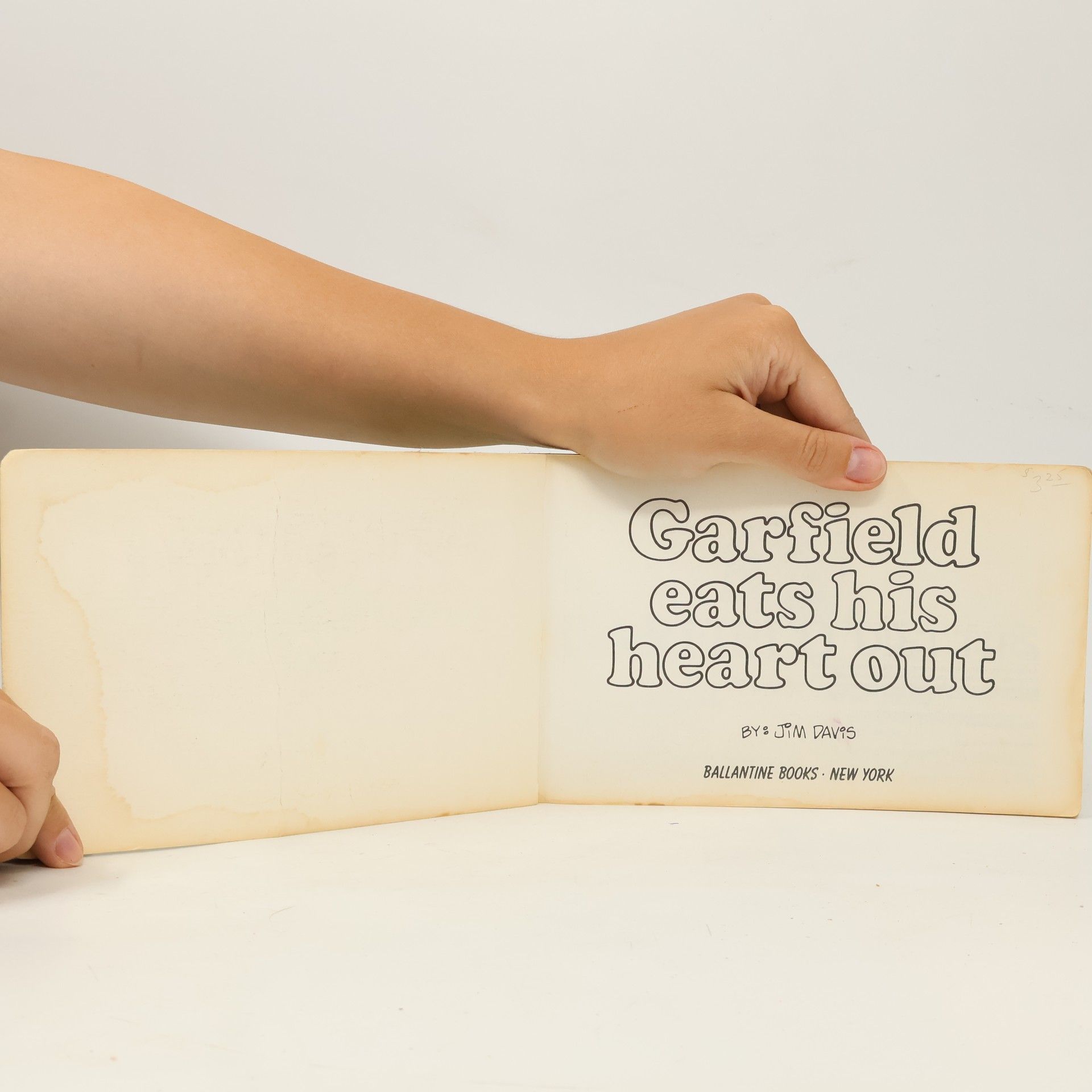 Jim Davis Garfield Eats His Heart Out