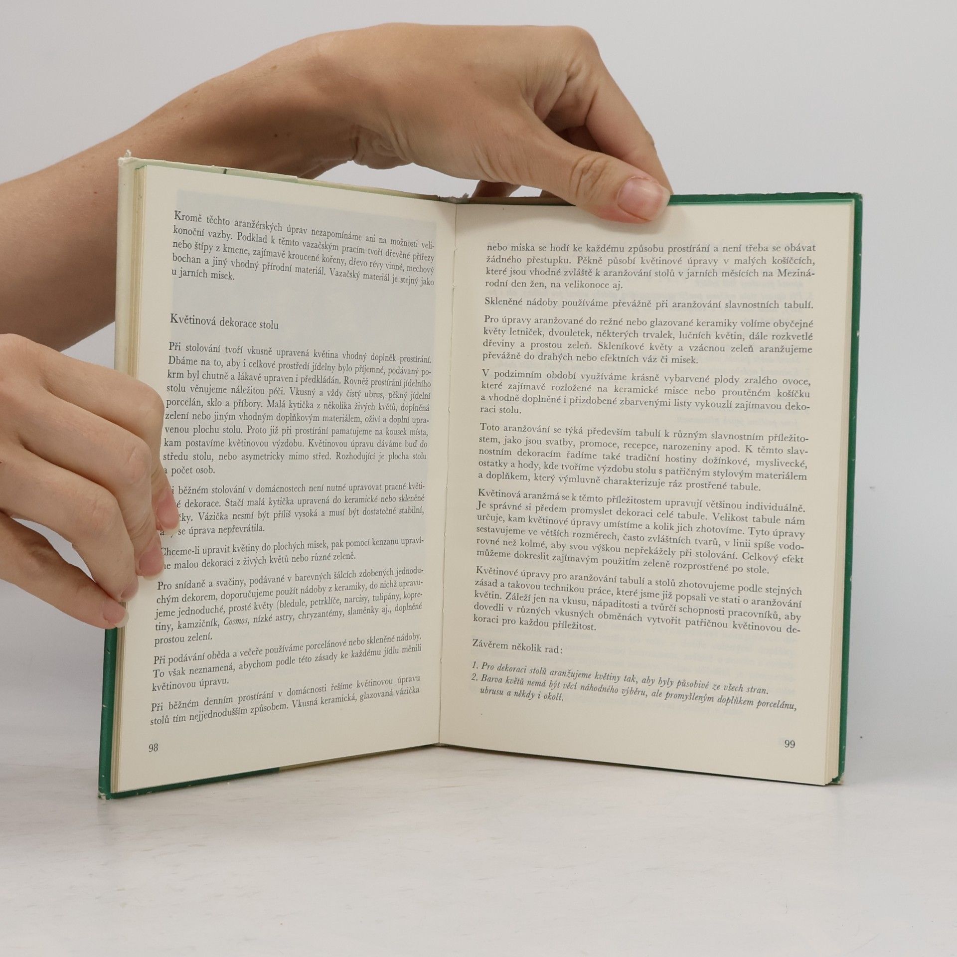 Autorenkollektiv Aranžování a vazba květin