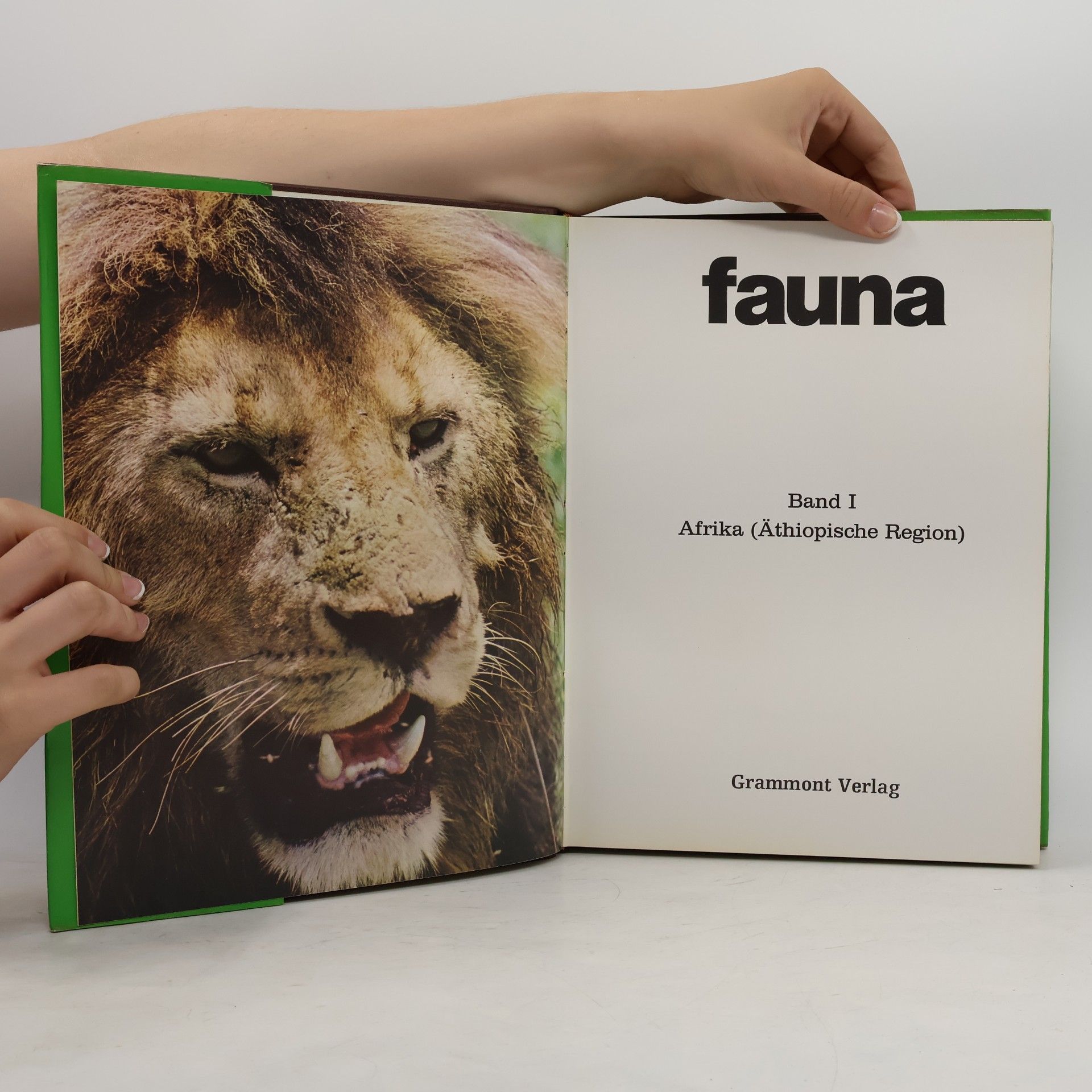 Jesús Mosterín Fauna: Das große Buch über das Leben der Tiere. 1.