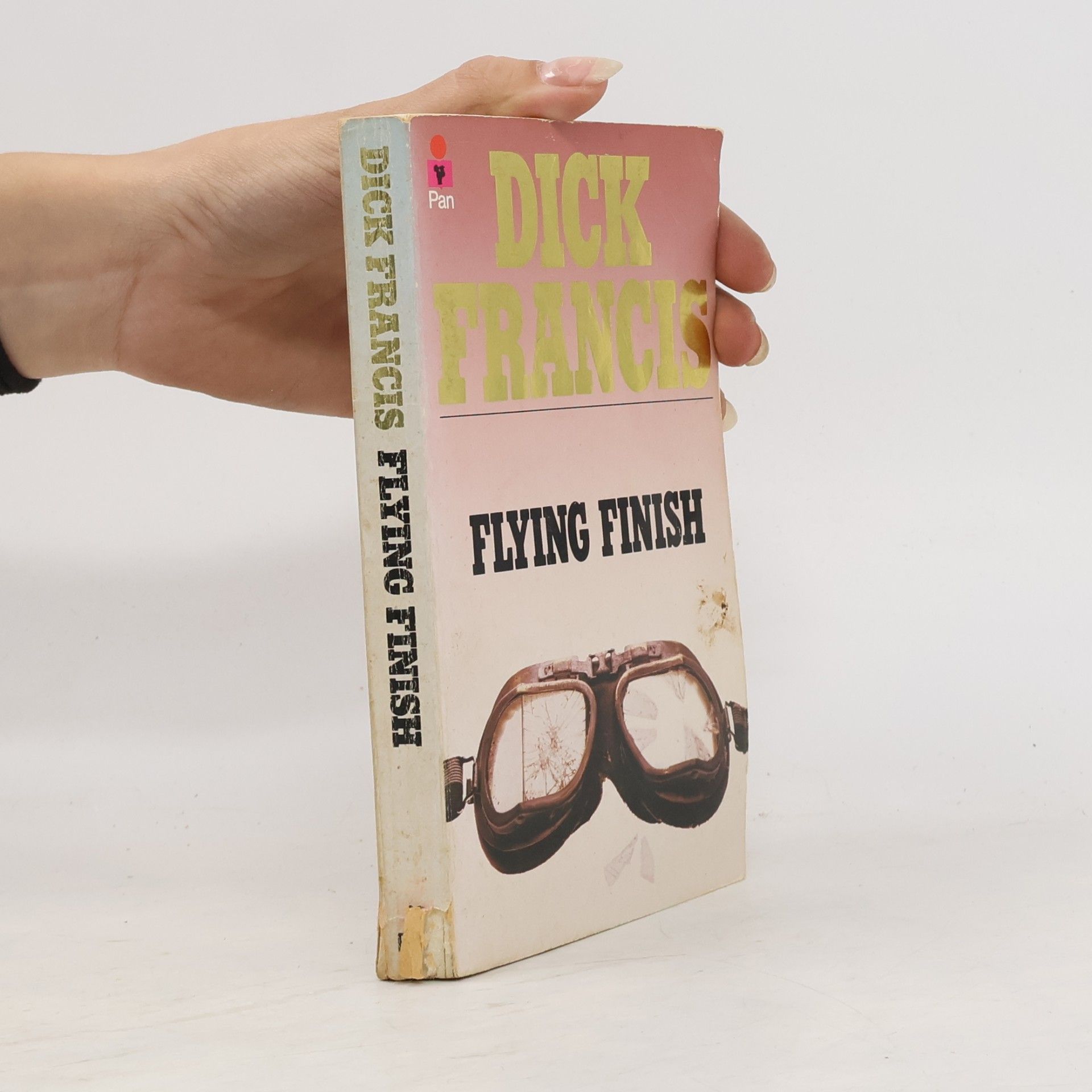 Dick Francis Flying finish