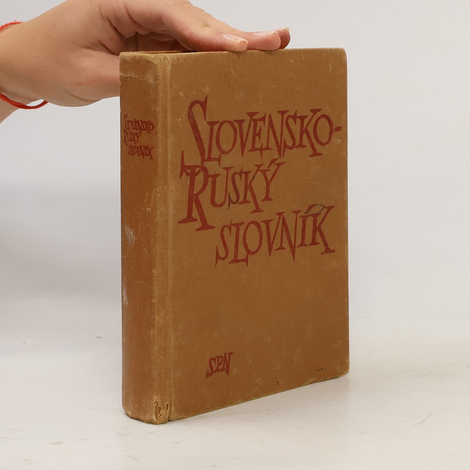 A. V. Isačenko Slovensko-ruský slovník