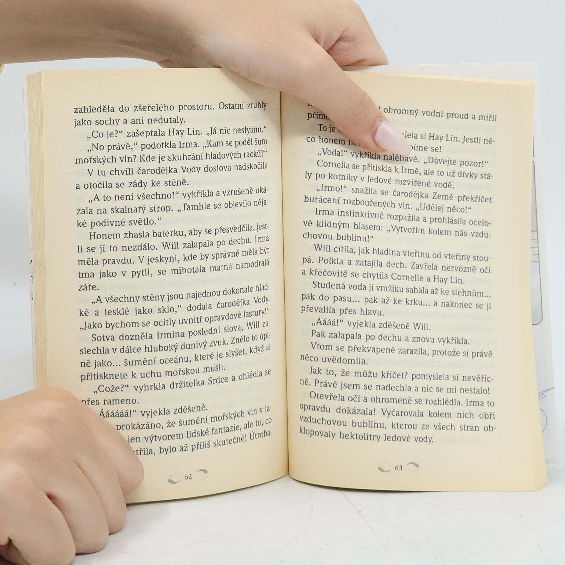 Kolektiv autorů Witch. Žár přátelství.