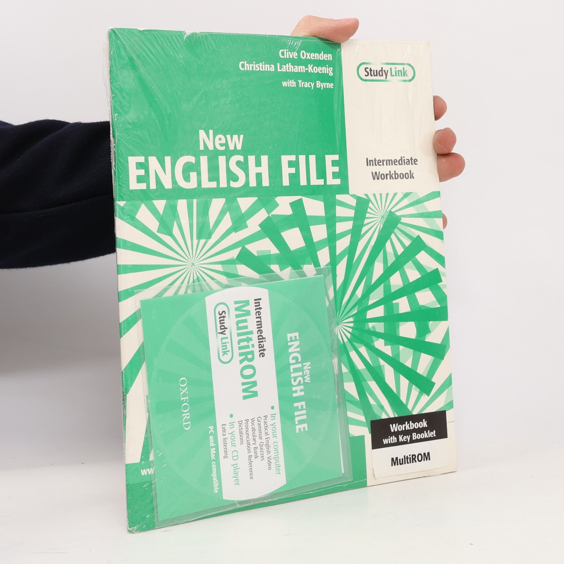 Clive Oxeden New English file. Intermediate workbook