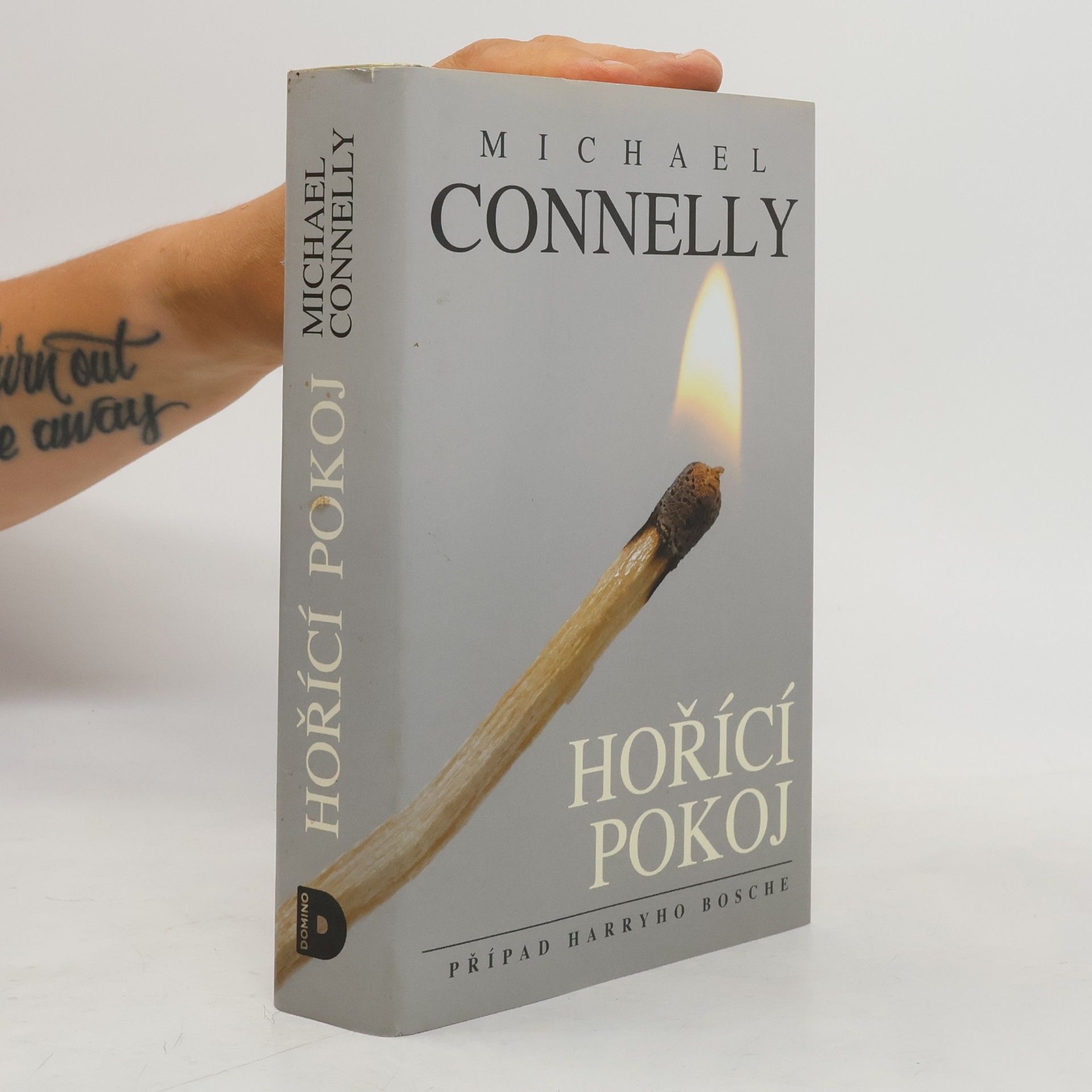 Michael Connelly Hořící pokoj