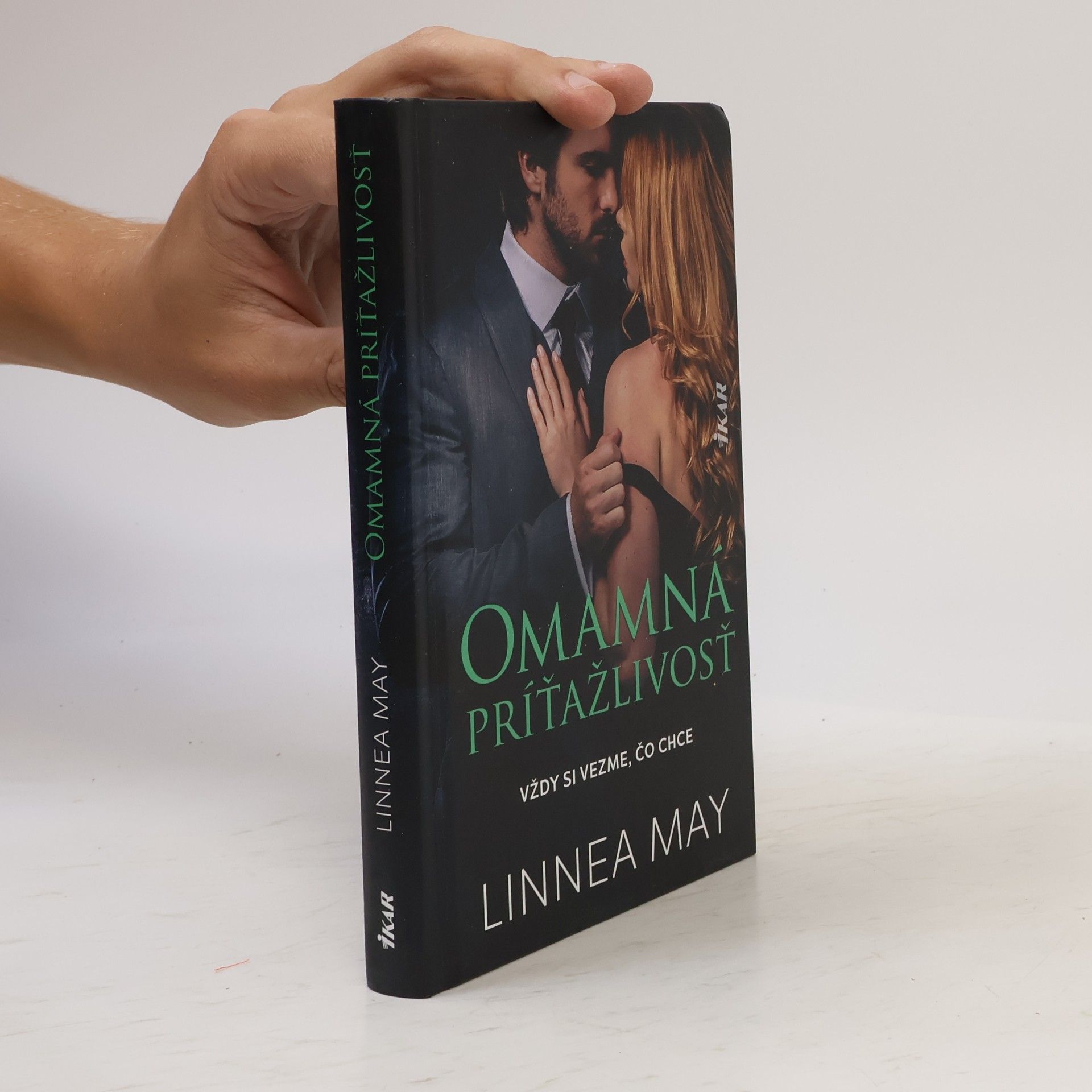 Linnea May Omamná príťažlivosť