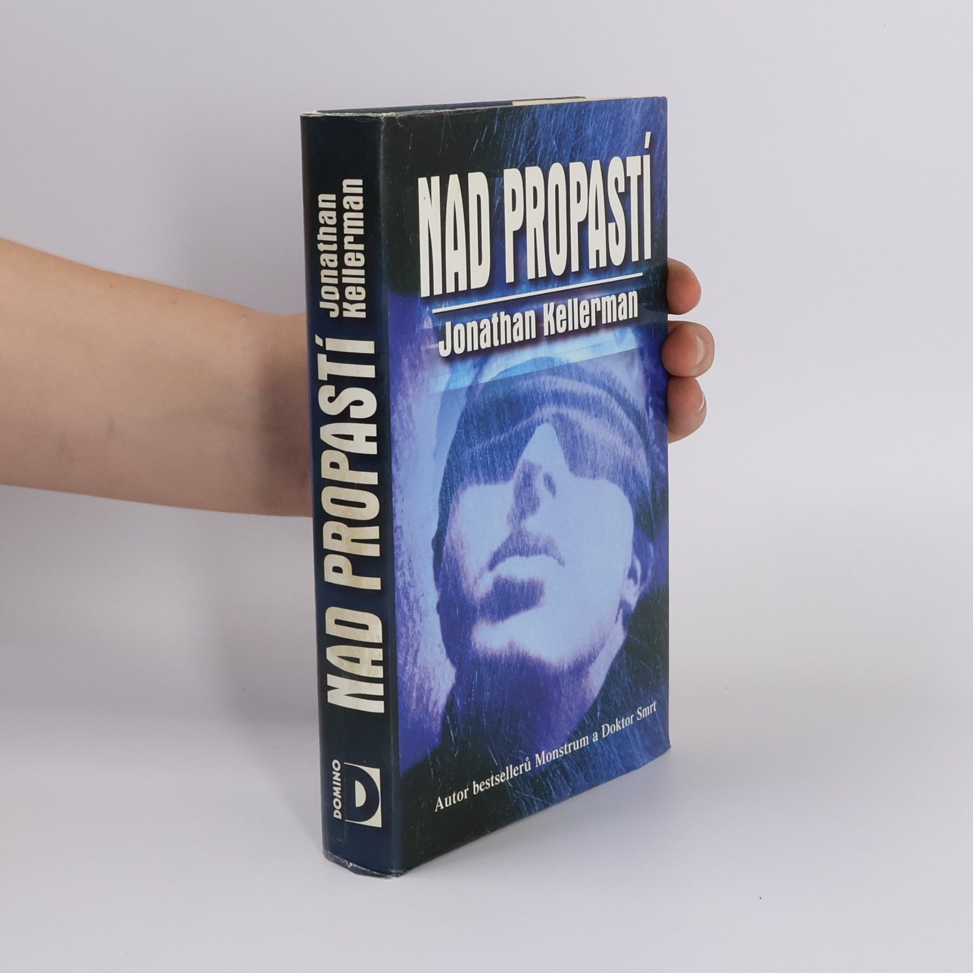 Jonathan Kellerman Nad propastí