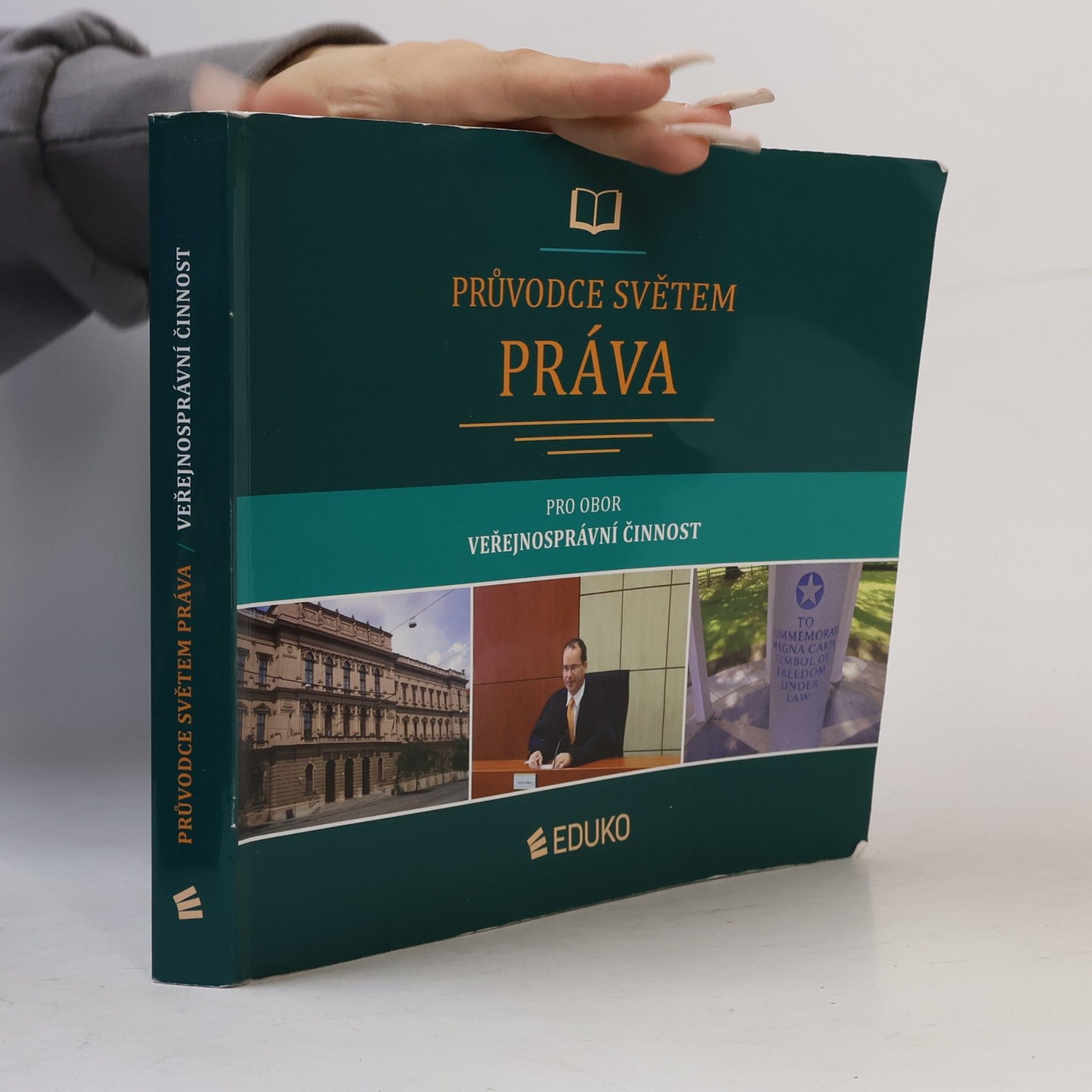 Karel Svoboda Průvodce světem práva