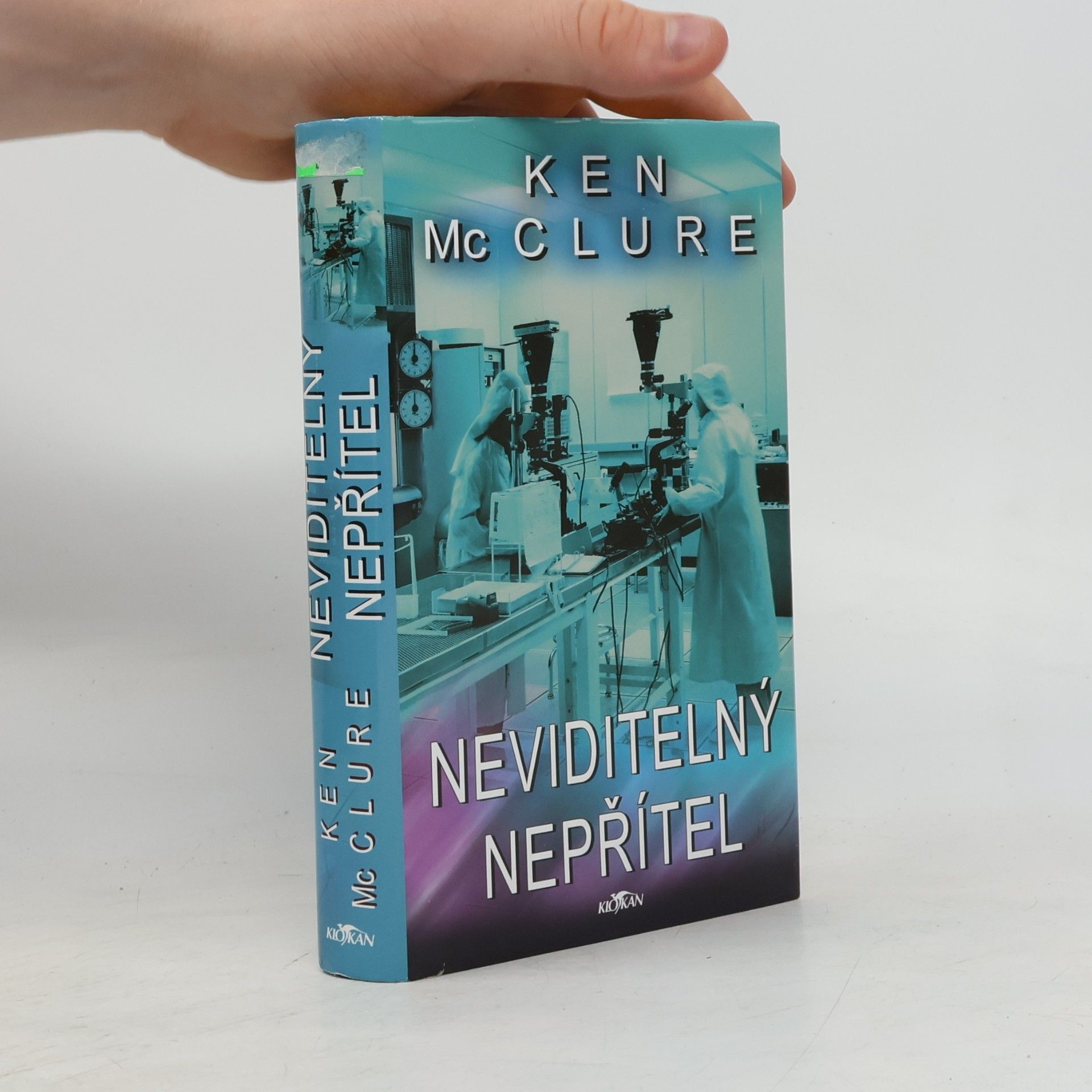Ken McClure Neviditelný nepřítel