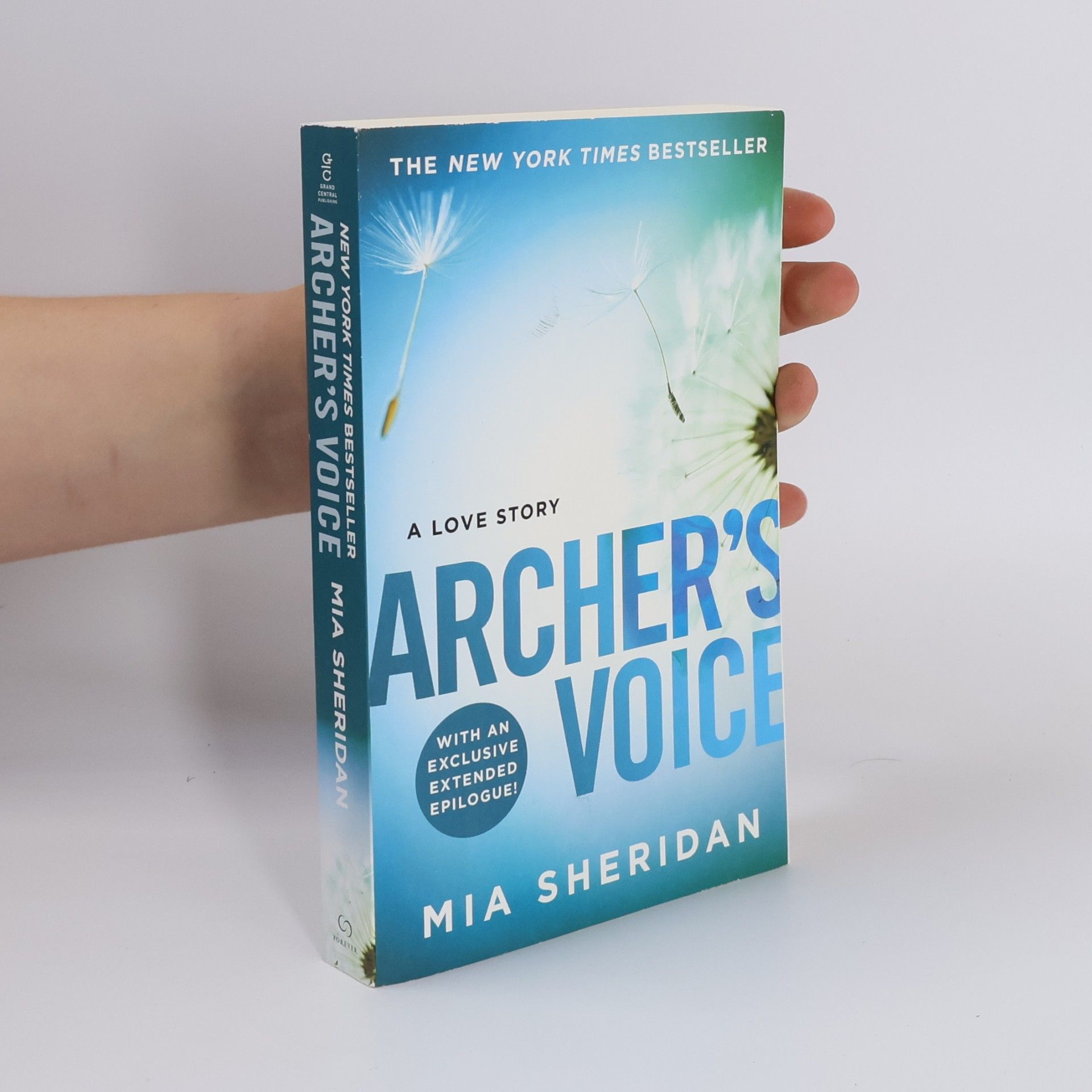 Mia Sheridan Archer's Voice