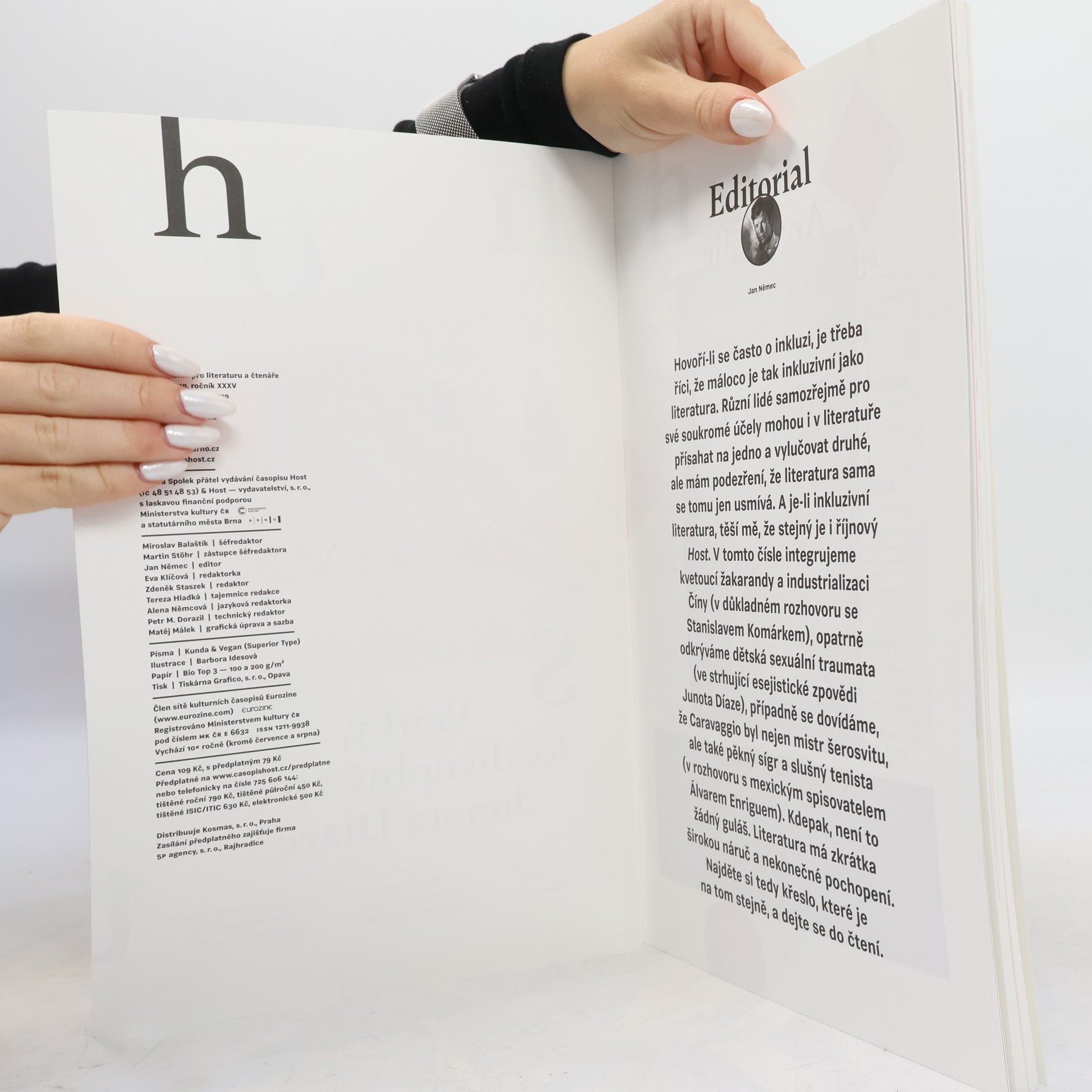 Various authors Host 8/2019