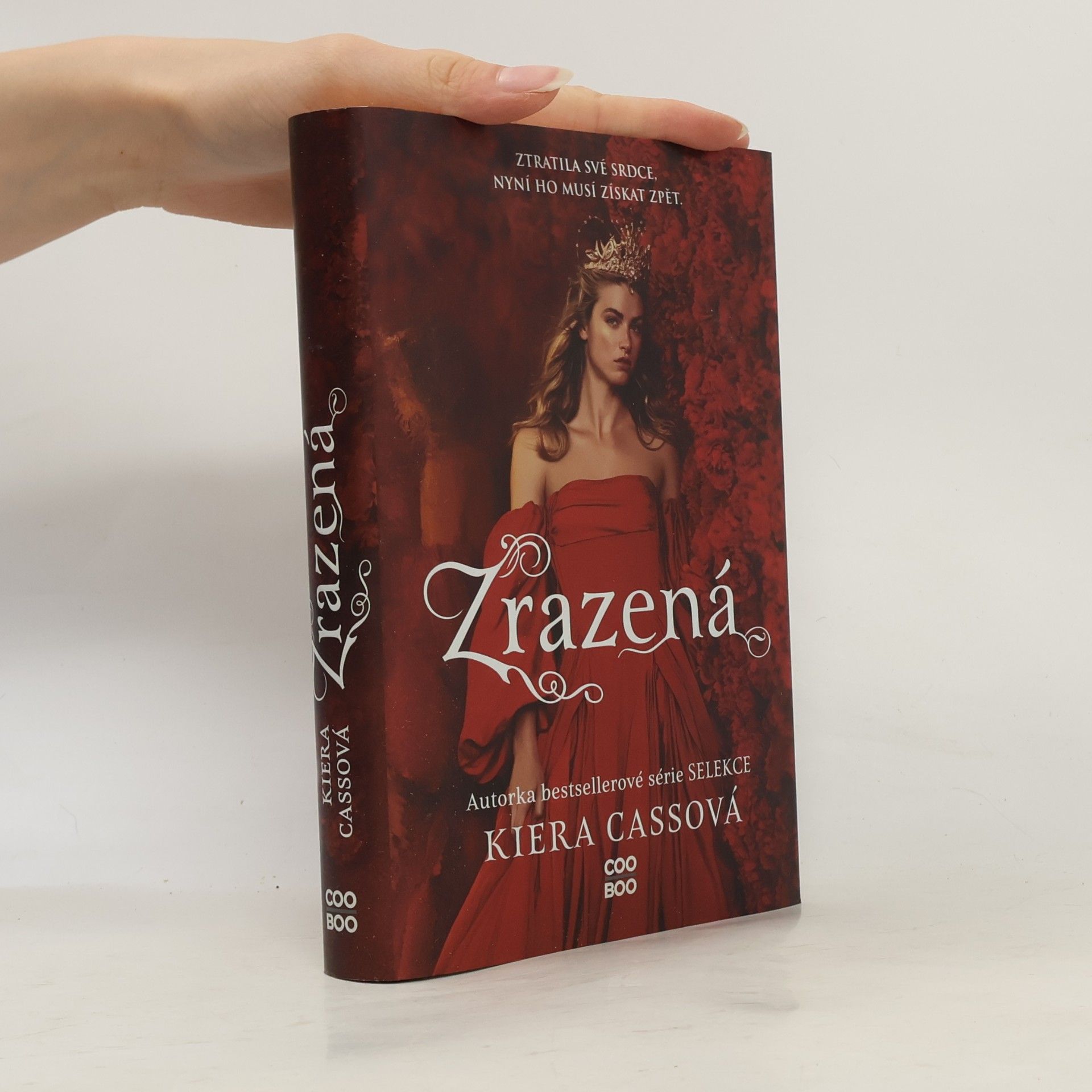 Kiera Cass Zrazená