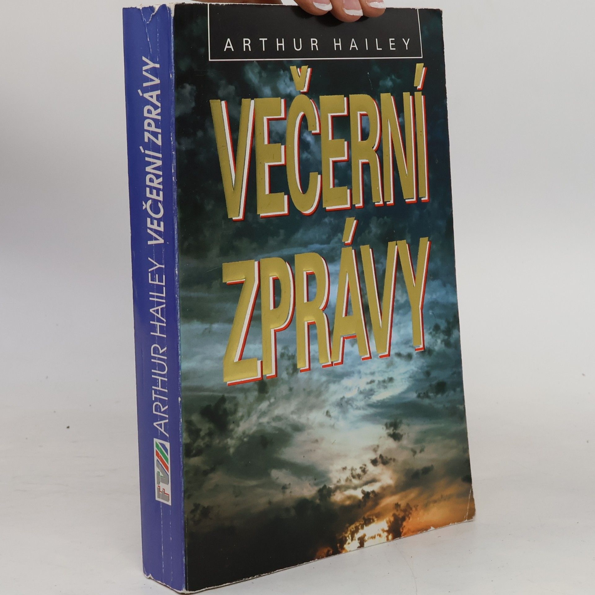 Arthur Hailey Večerní zprávy
