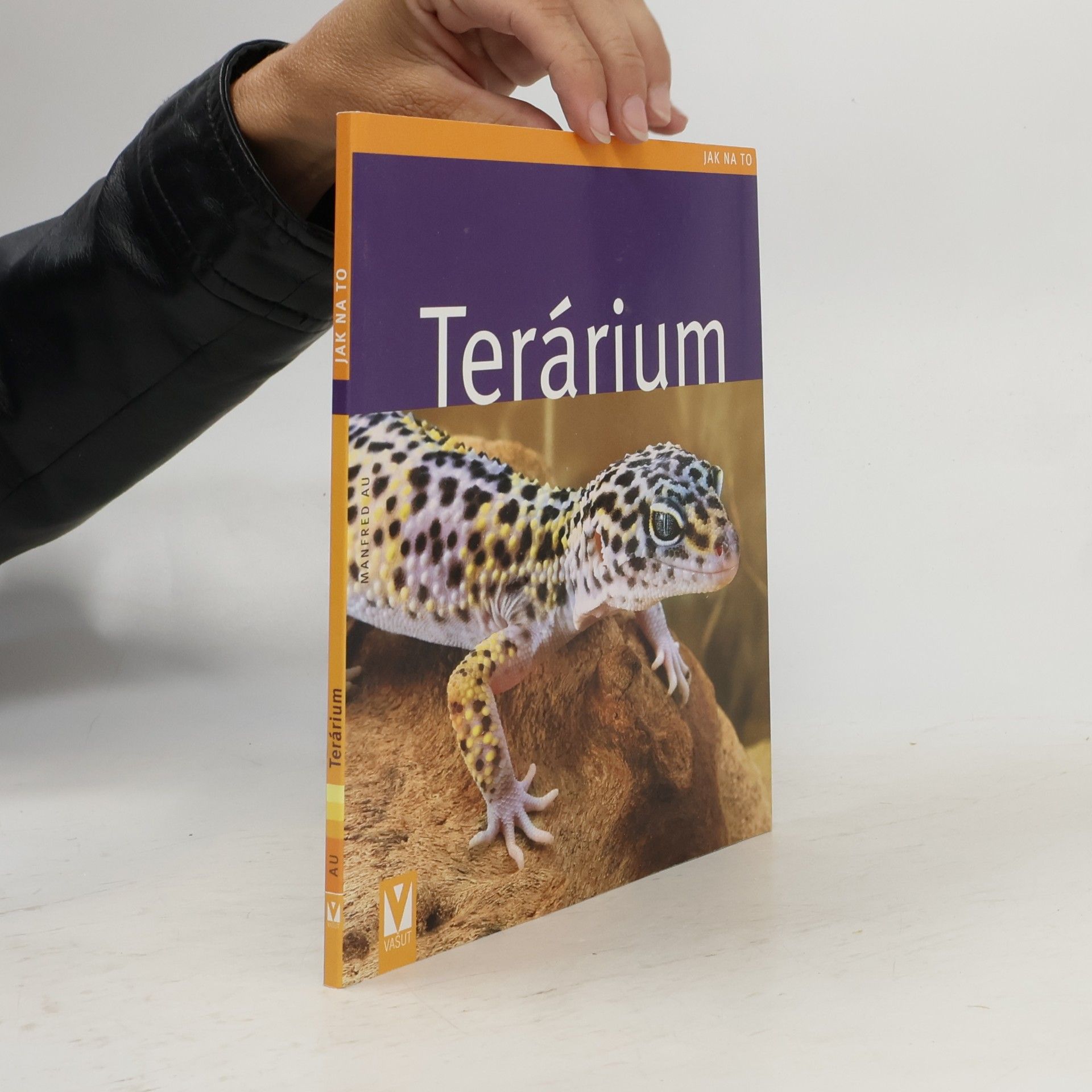 Manfred Au Terárium