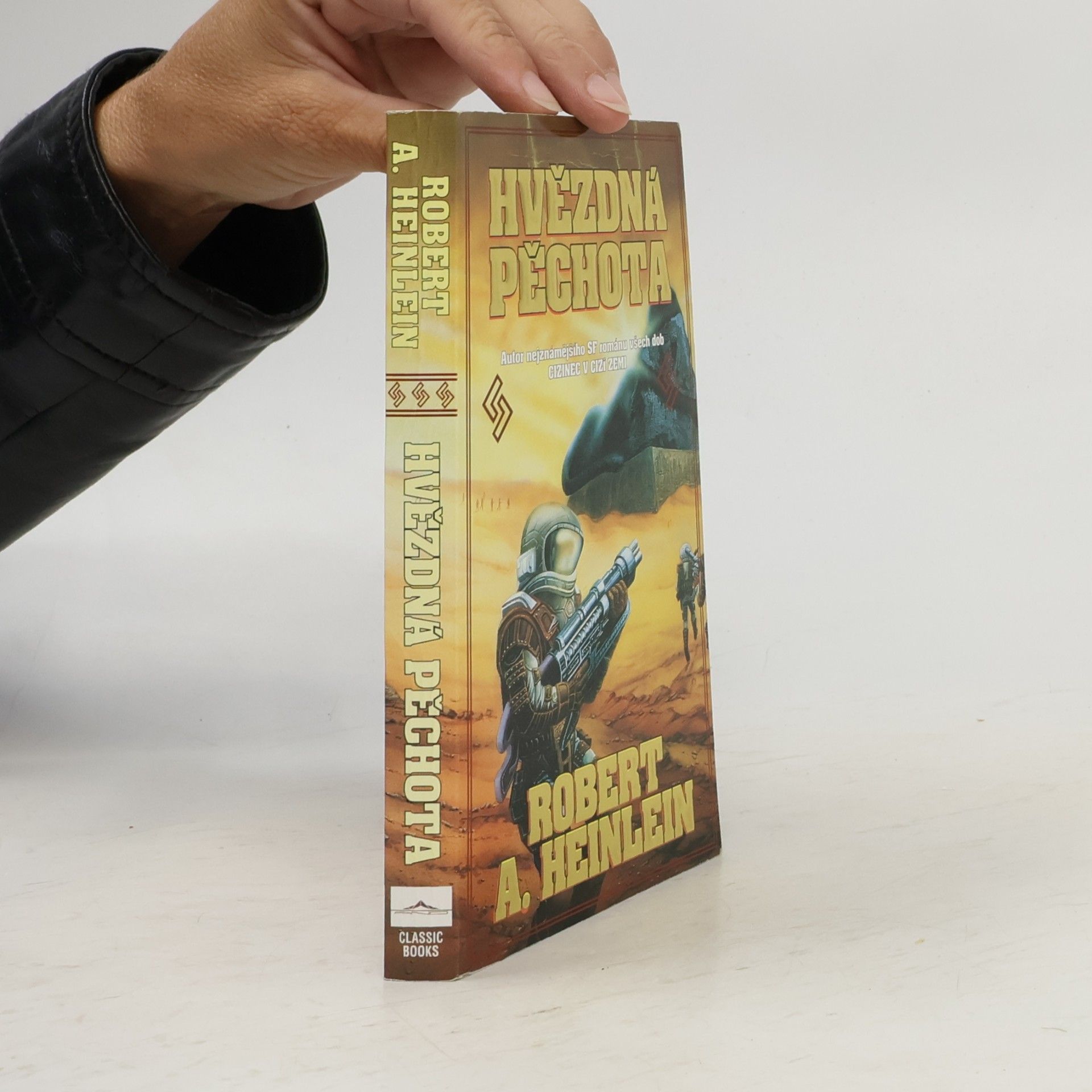 Robert A. Heinlein Hvězdná pěchota