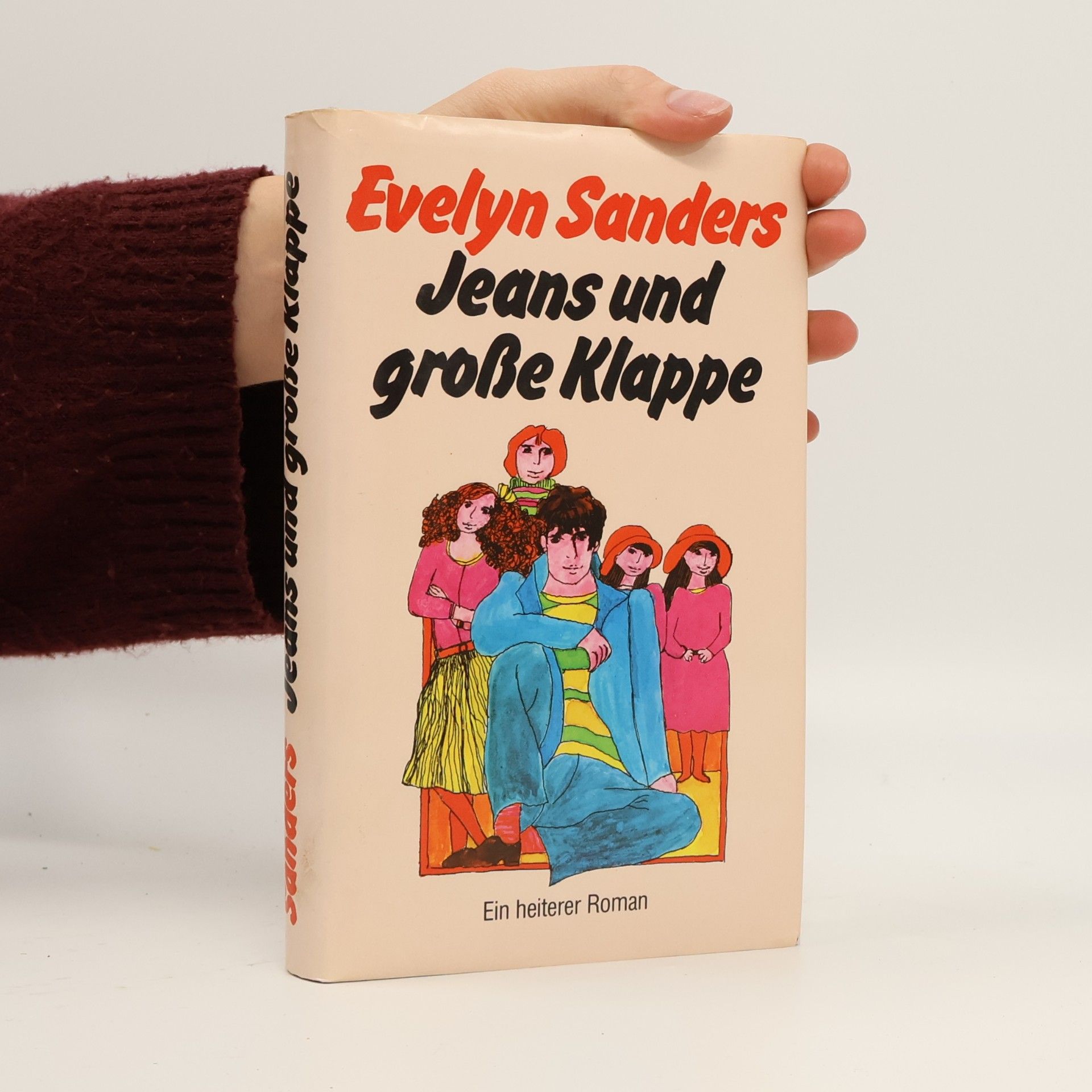 Evelyn Sanders Jeans und große Klappe