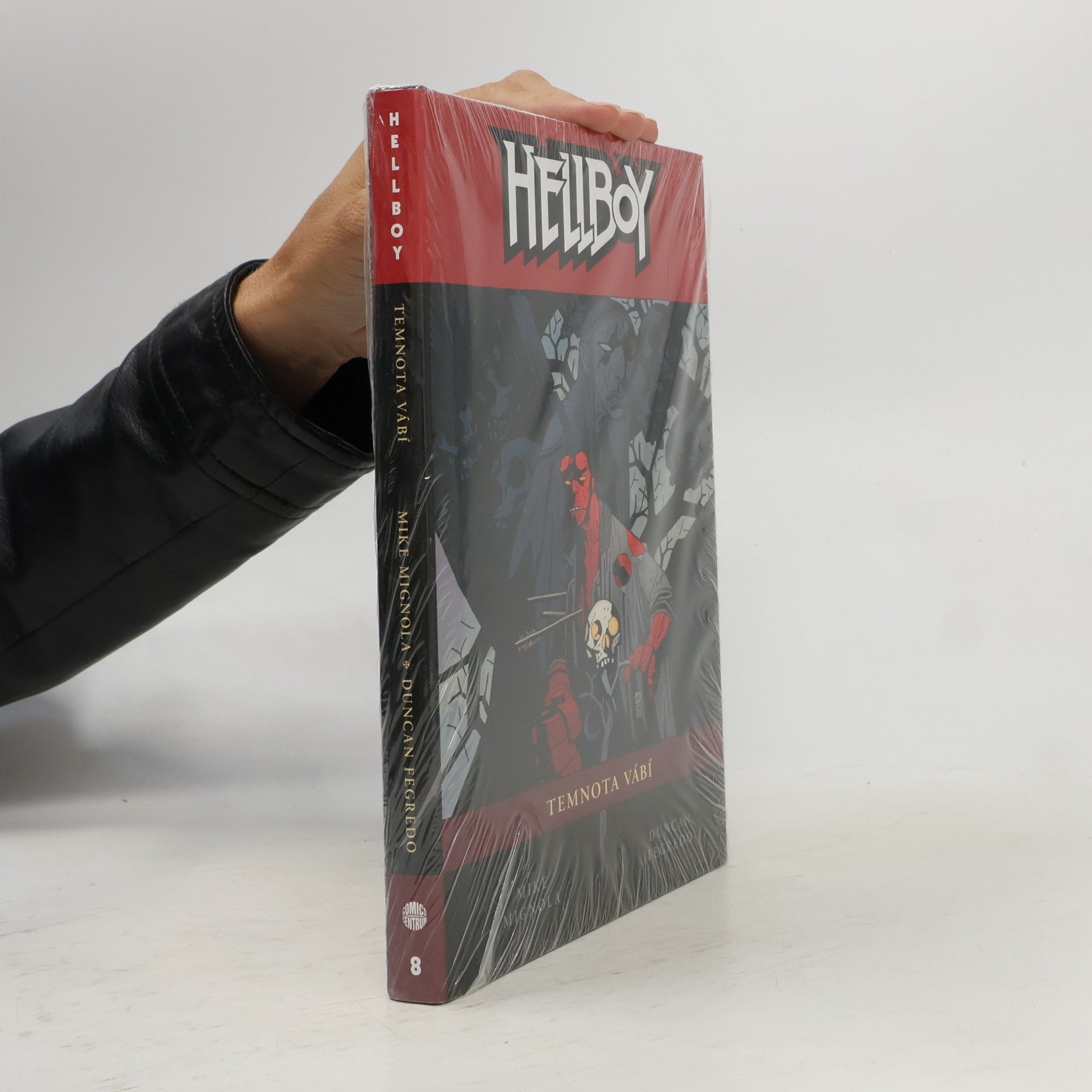 Mike Mignola Temnota vábí