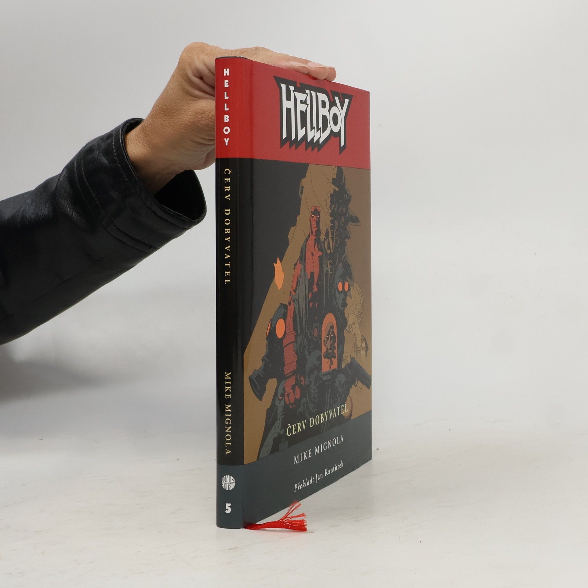 Mike Mignola Červ dobyvatel