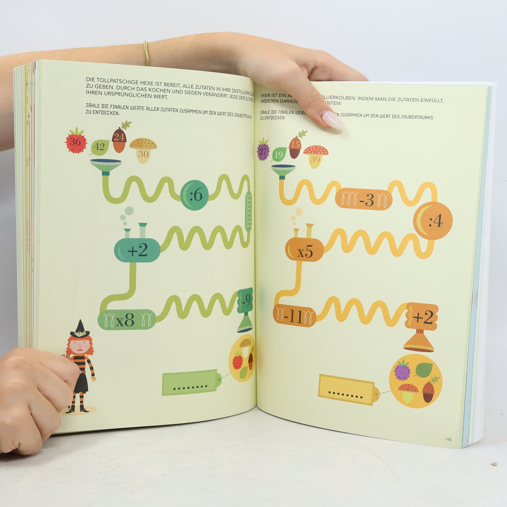 Bertola, Linda Verrückt nach Mathe: 4 Bände in einem: Der verzauberte Wald | Monstermäßig gut im Rechnen! | Die Zauberschule | Das Einmaleins perfekt erlernt, wer die meisten Märchen kennt!