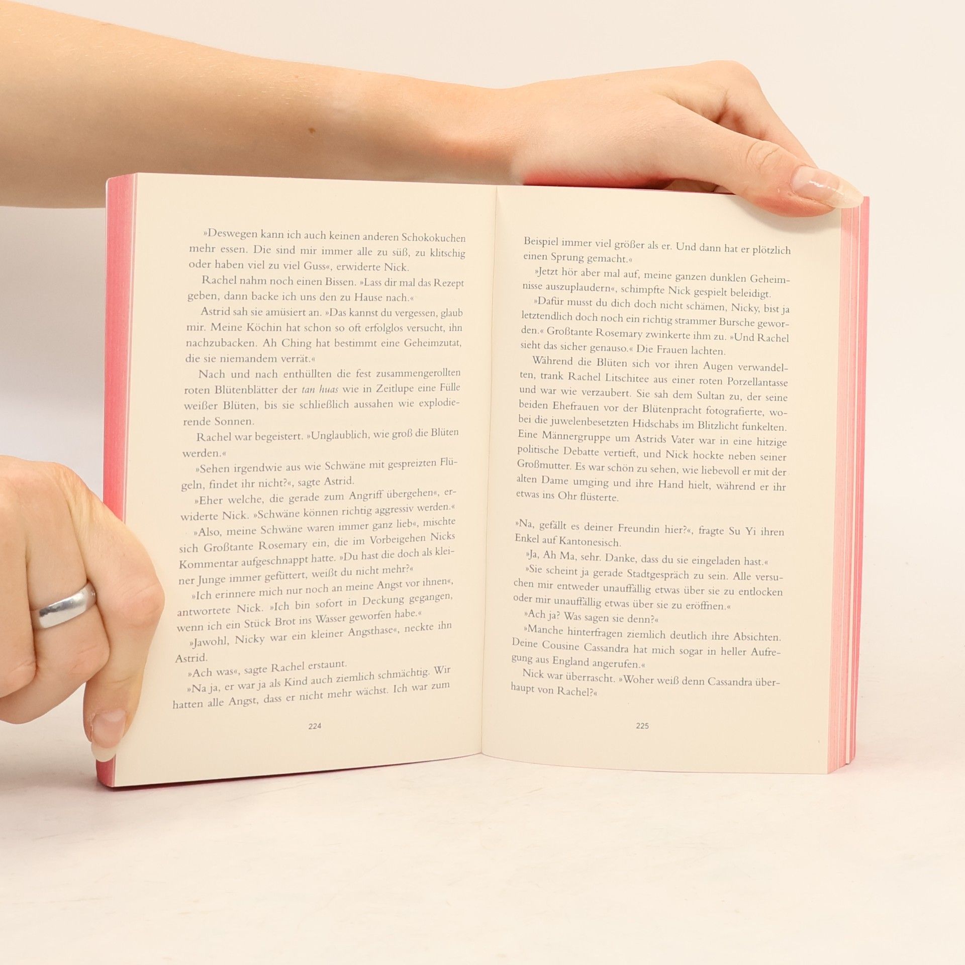 Kevin Kwan Crazy Rich Asians