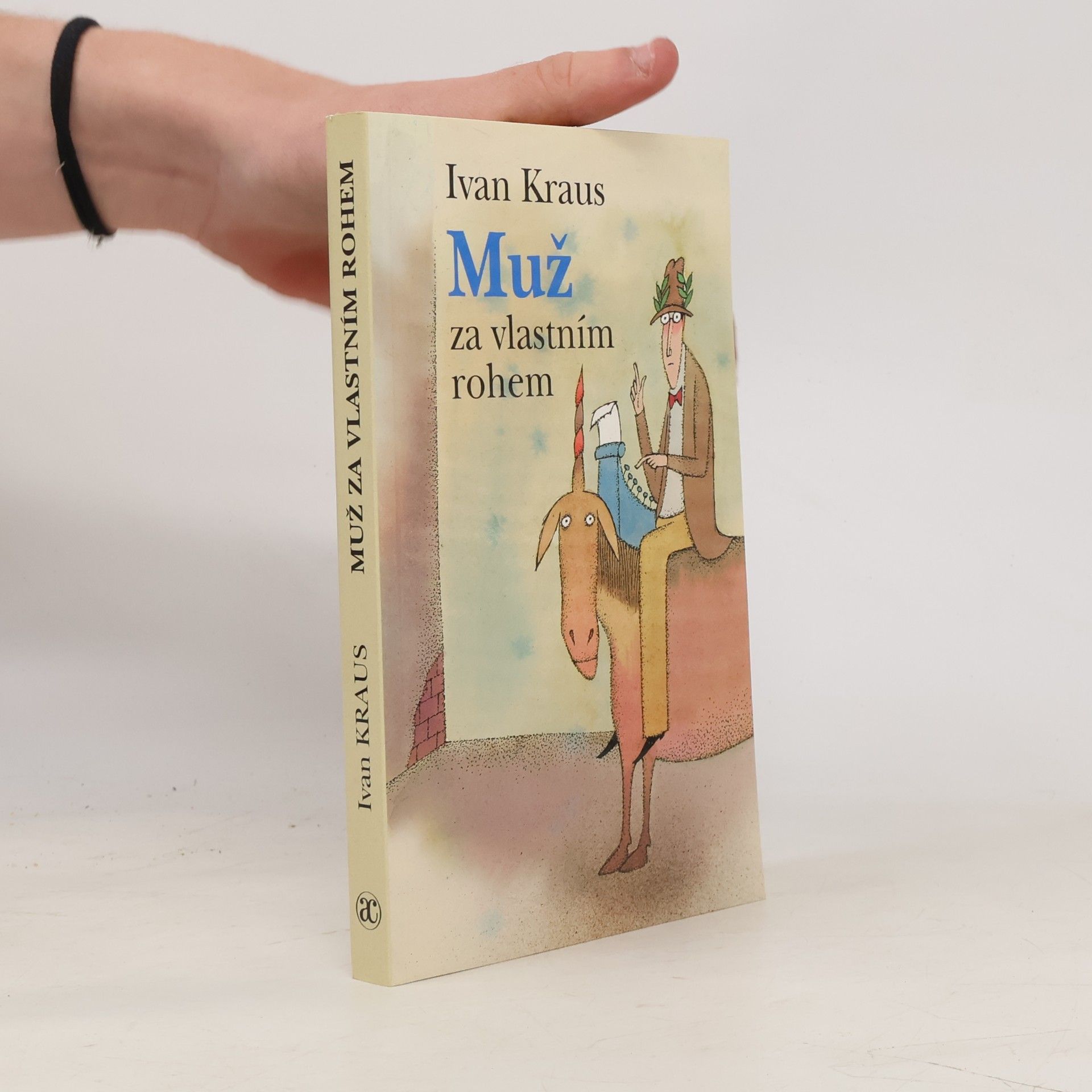 Muž za vlastním rohem