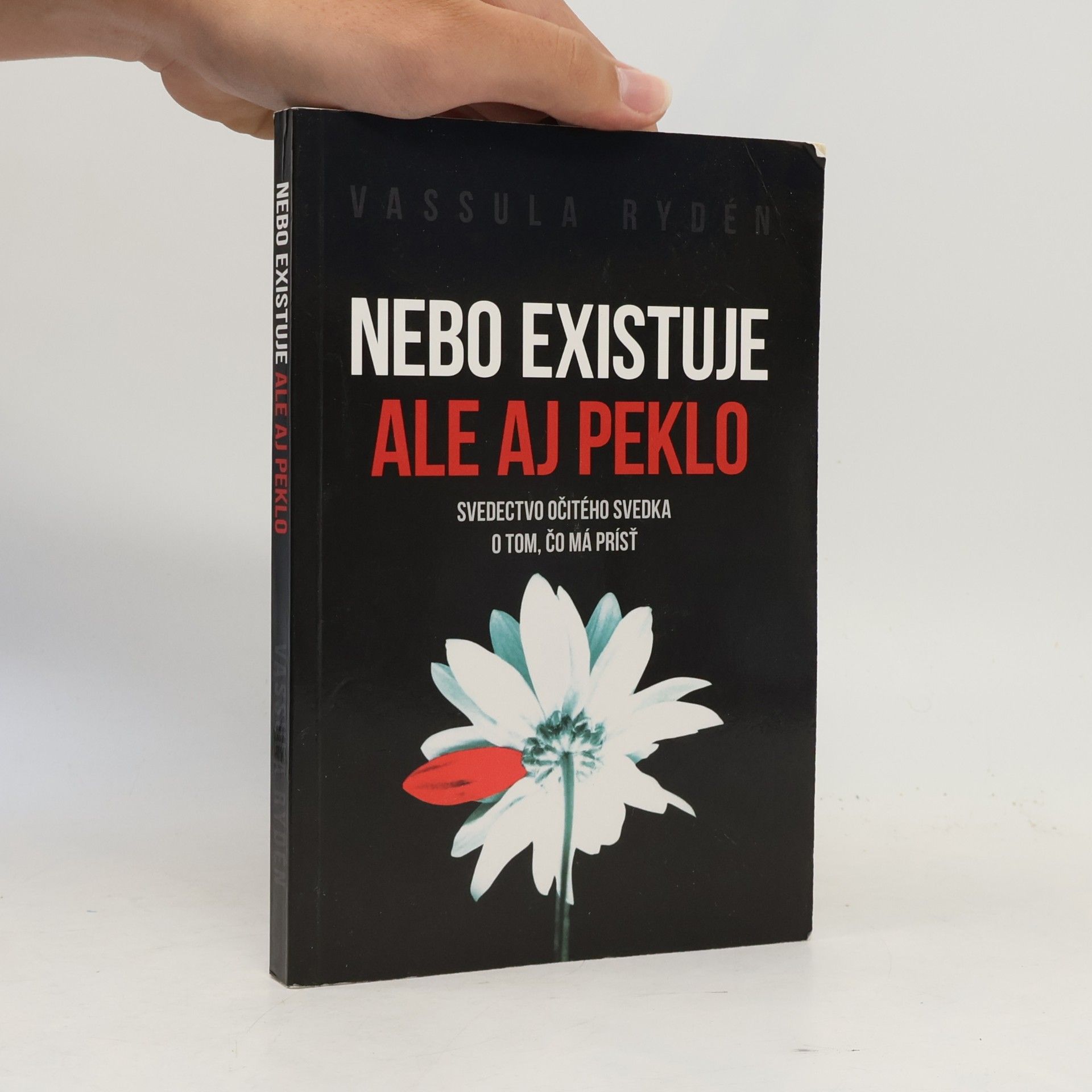 Nebo existuje, ale aj peklo