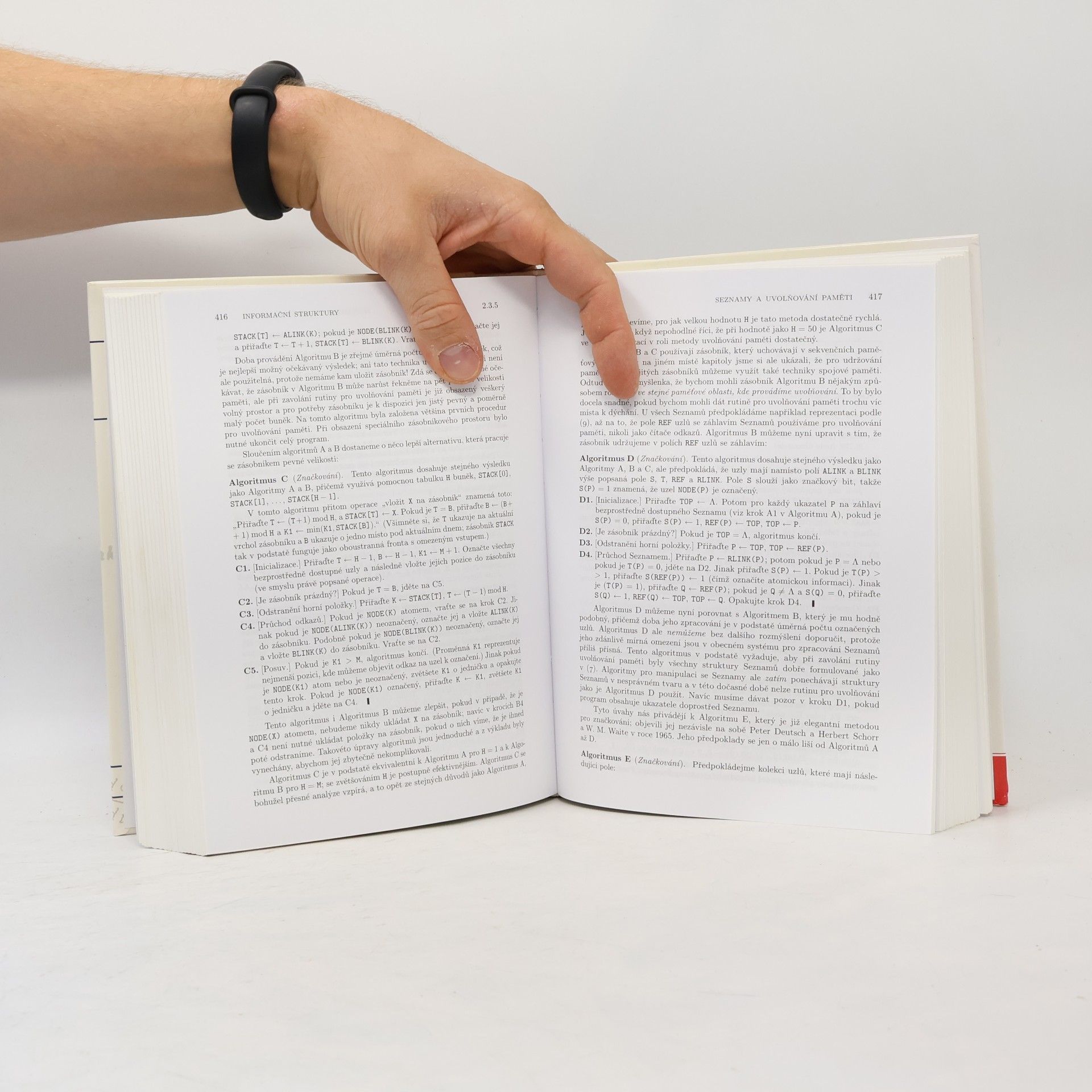 Donald E. Knuth Umění programování, 1. díl – Základní algoritmy