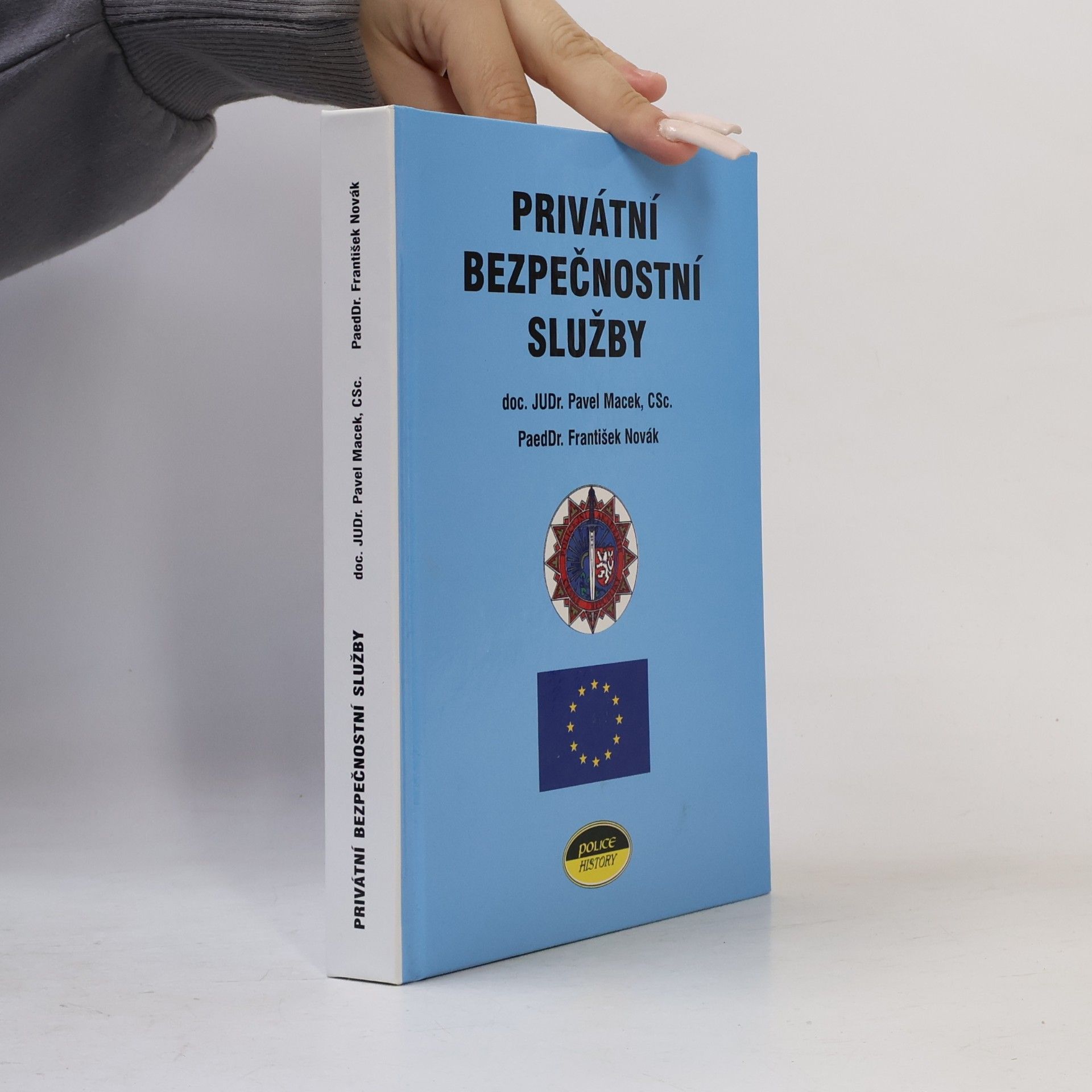 Privátní bezpečnostní služby
