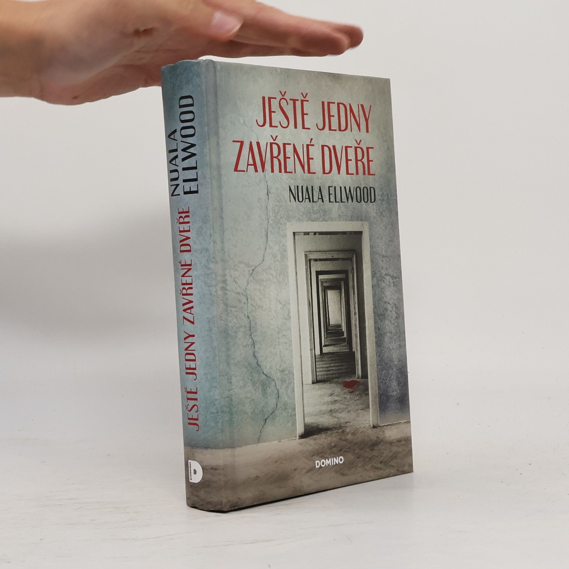 Nuala Ellwood Ještě jedny zavřené dveře