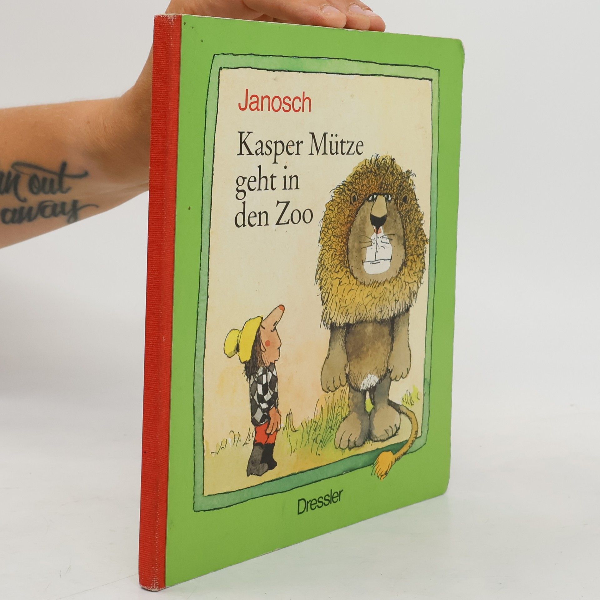 Janosch Kasper Mütze geht in den Zoo