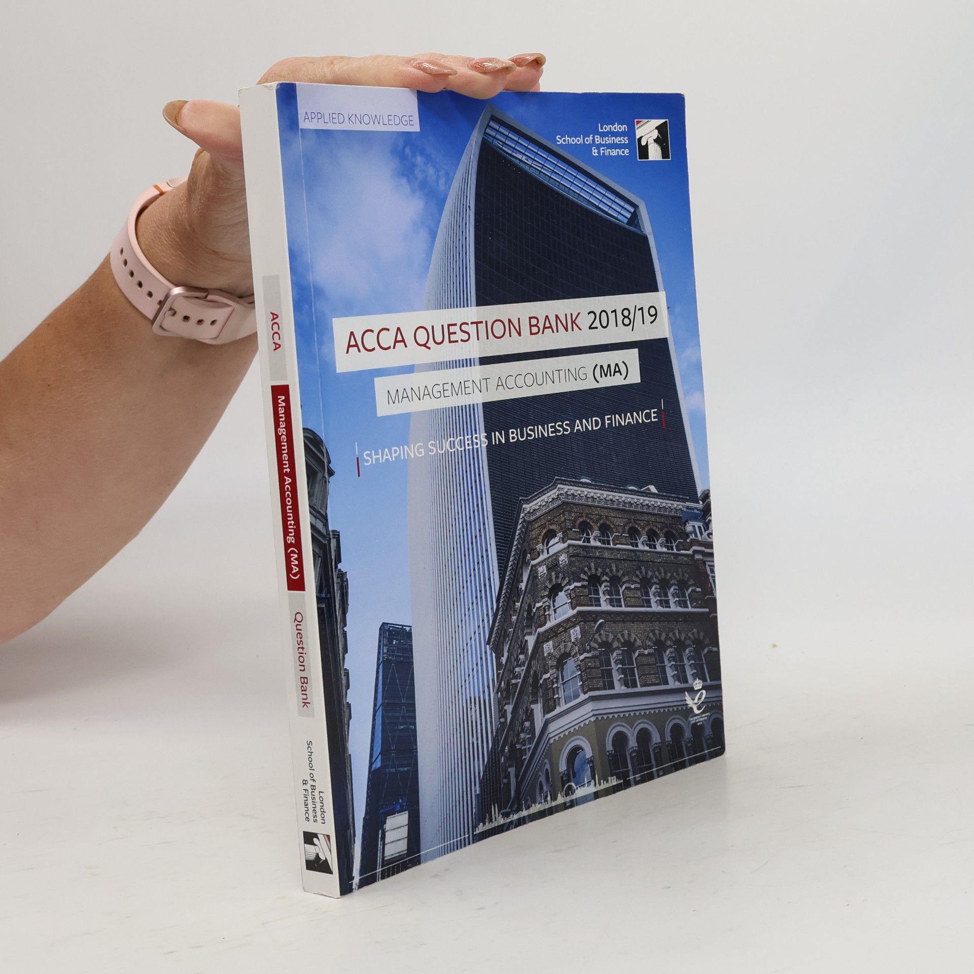 AA.VV. ACCA Question Bank 2018/19: Management Accounting (MA)